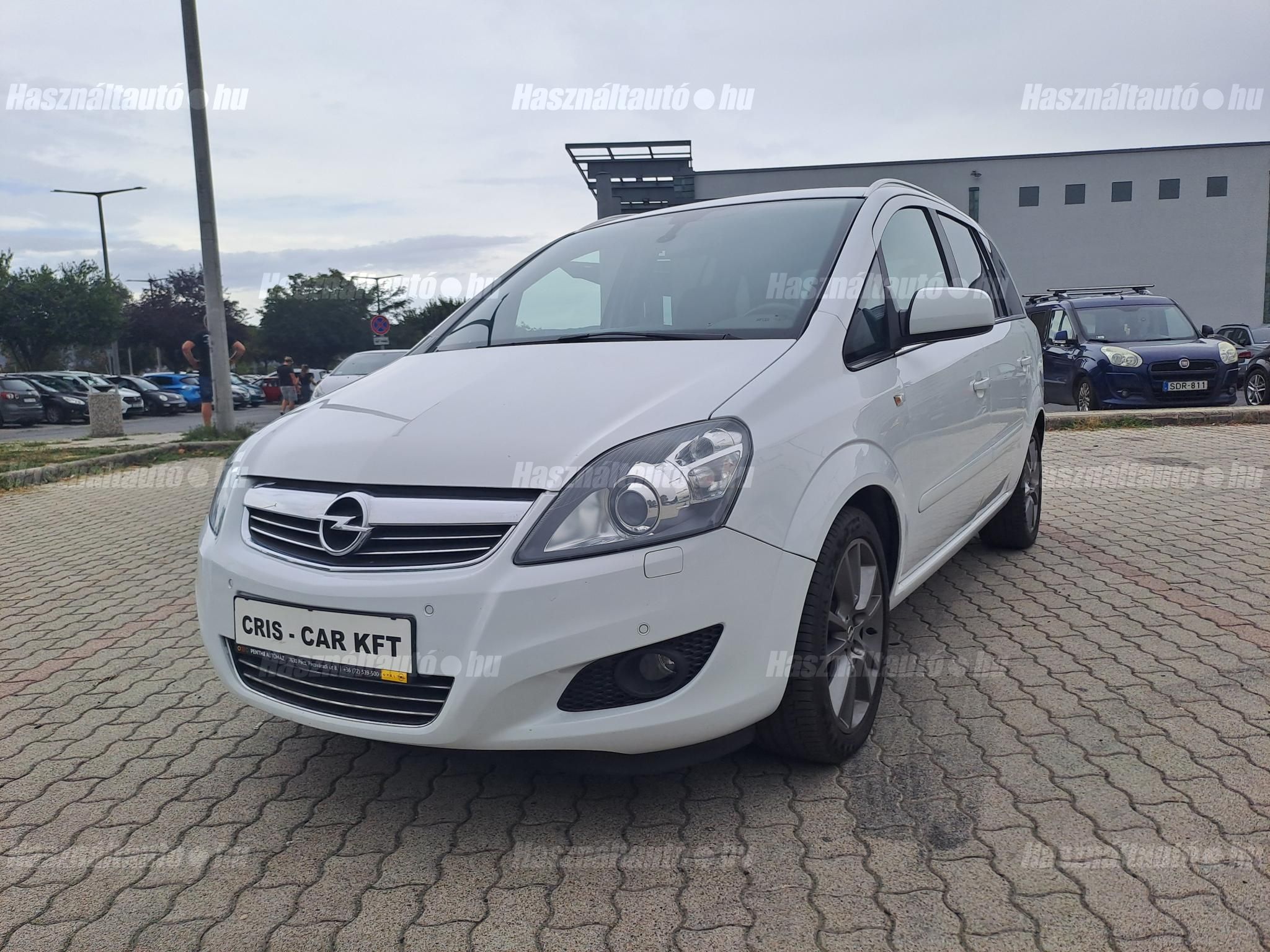 OPEL ZAFIRA B 2011/10 - 1