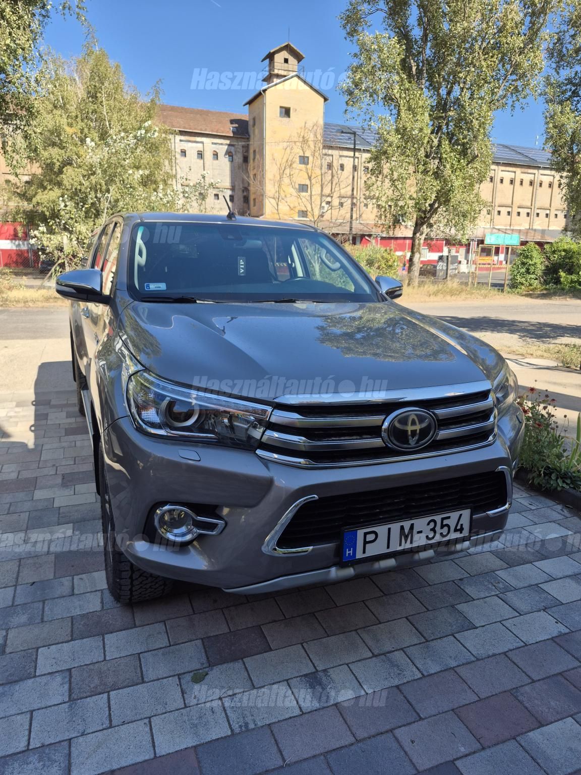 TOYOTA HILUX 2017/8 - 1
