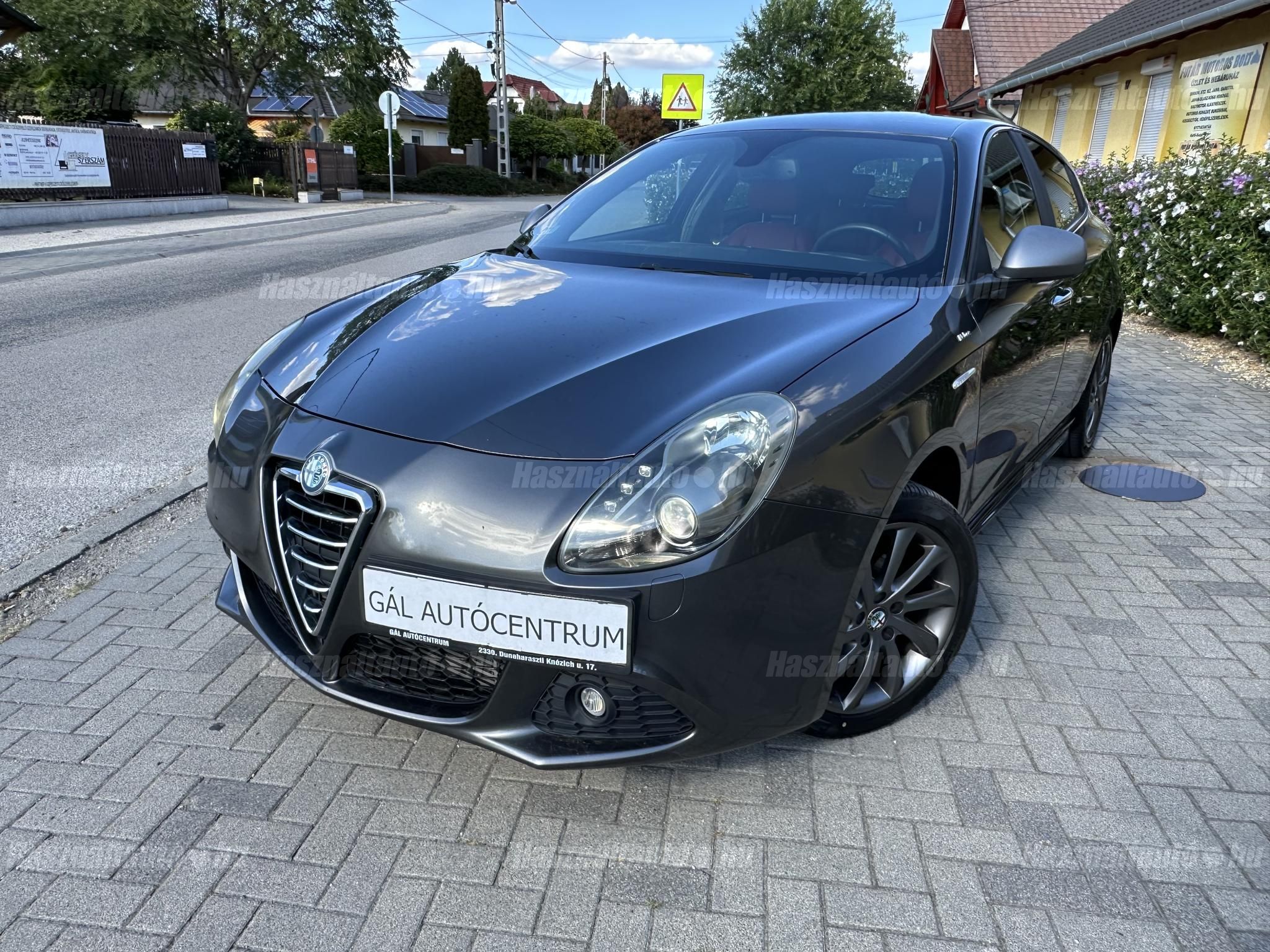 ALFA ROMEO GIULIETTA 2013/12 - 1