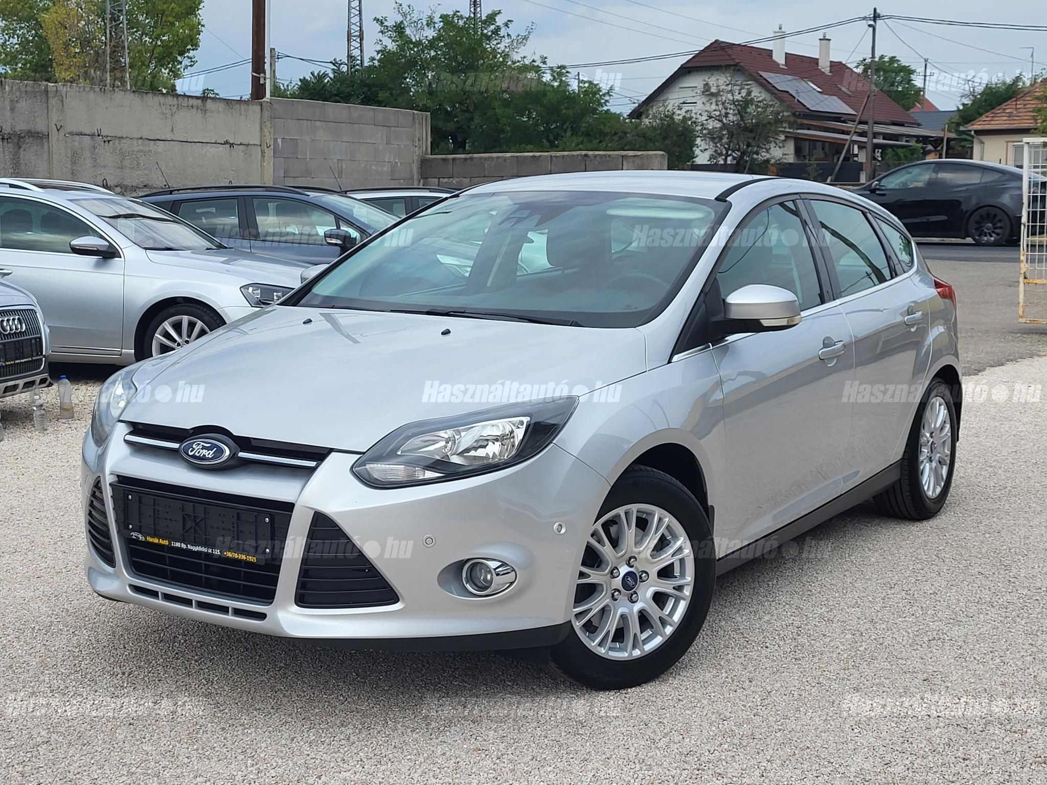 FORD FOCUS 2011/6 - 1