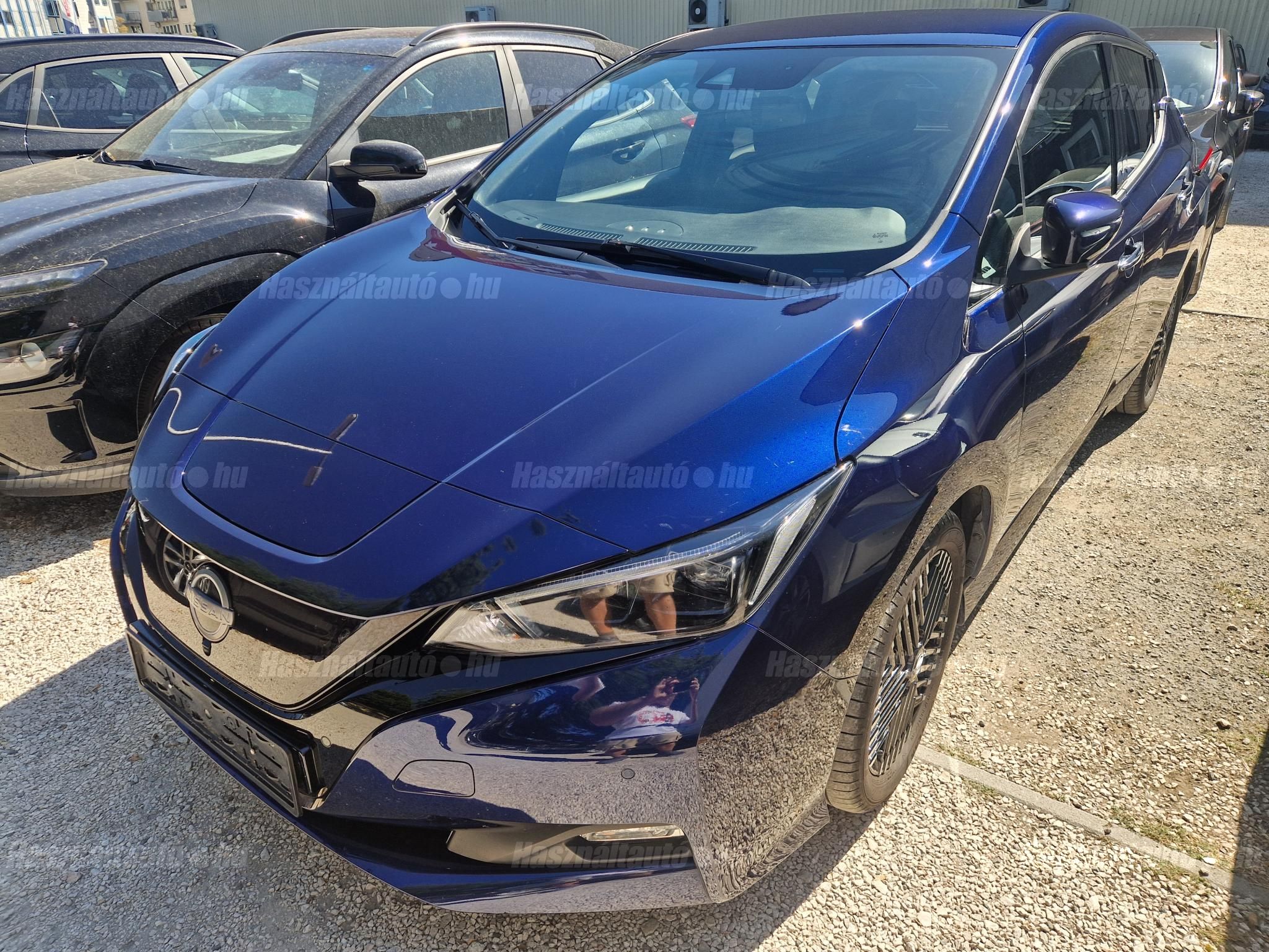 NISSAN LEAF 2022/4 - 1