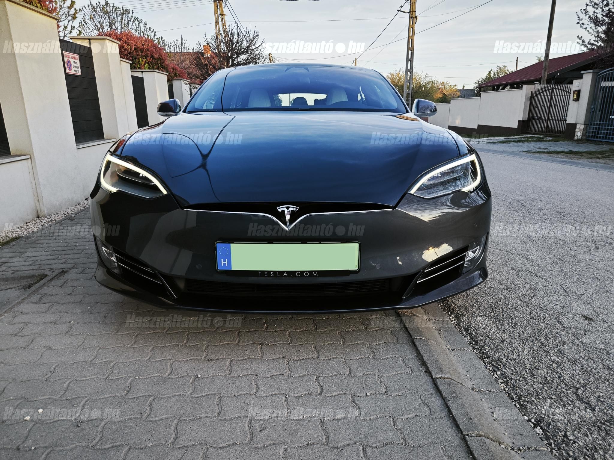 TESLA MODEL S 2019/12 - 1