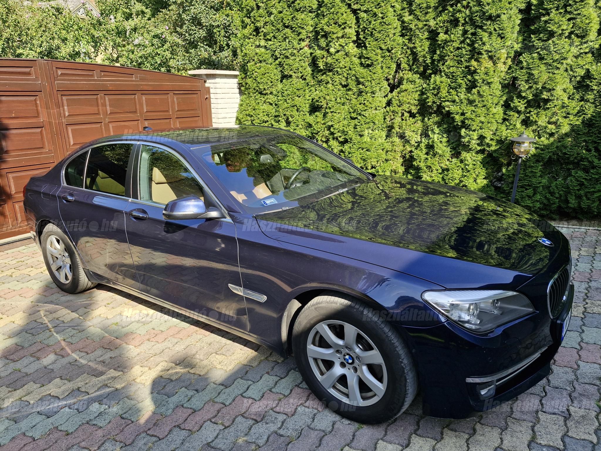 BMW 730 2013/10 - 1