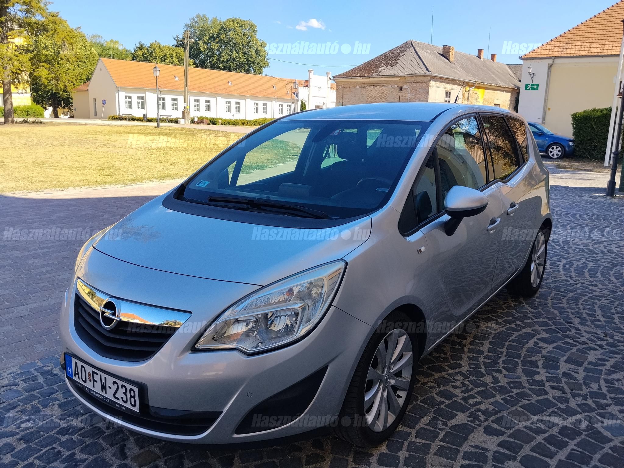 OPEL MERIVA B 2011/6 - 1