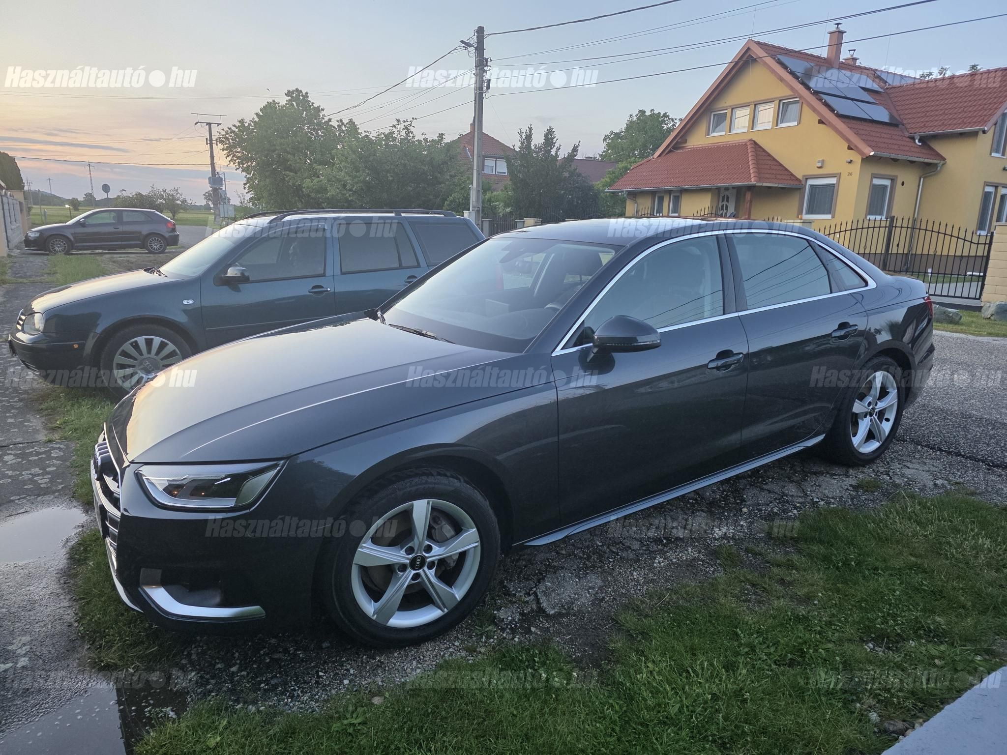 AUDI A4 2022/3 - 1