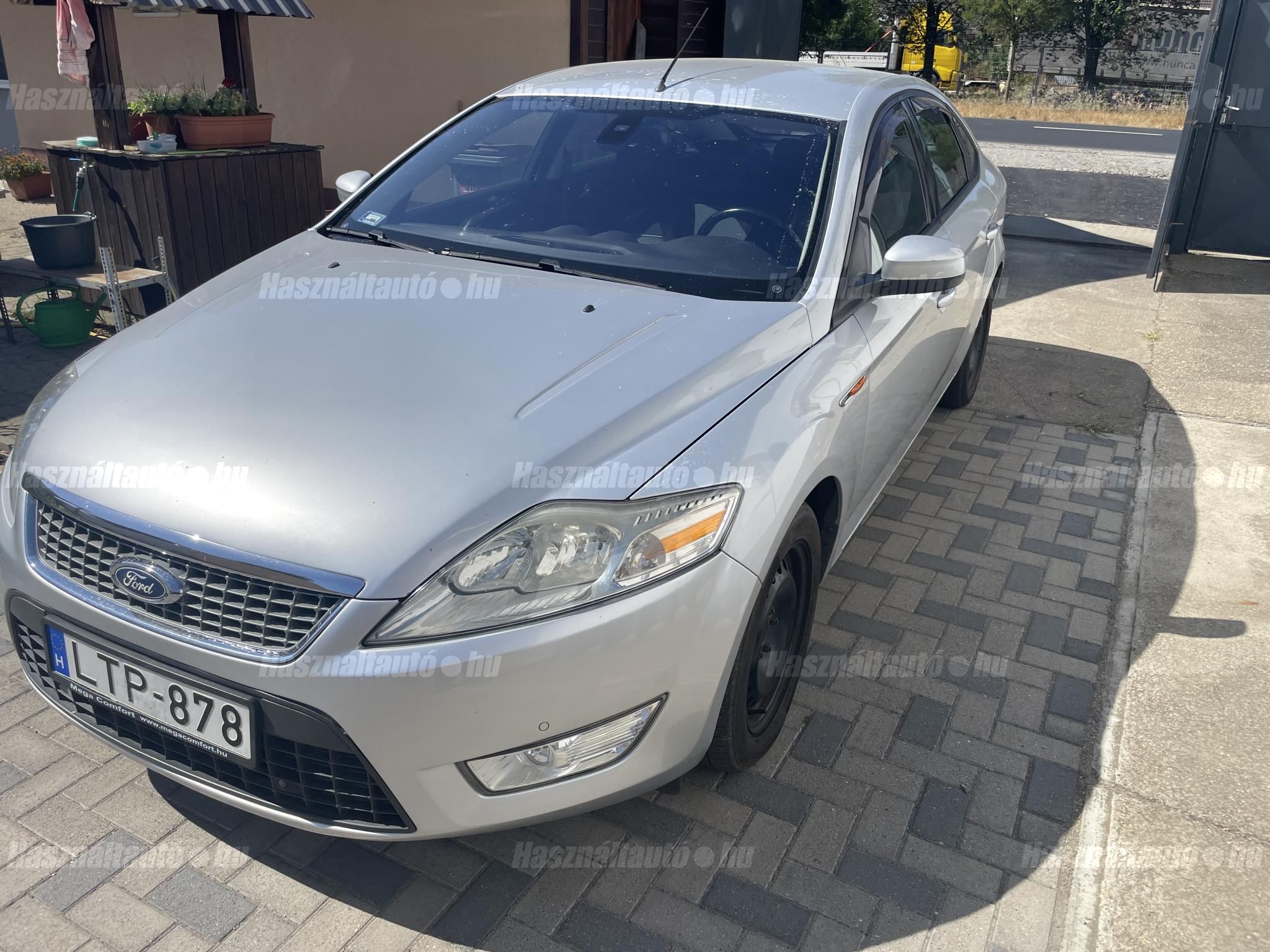 FORD MONDEO 2010/9 - 1