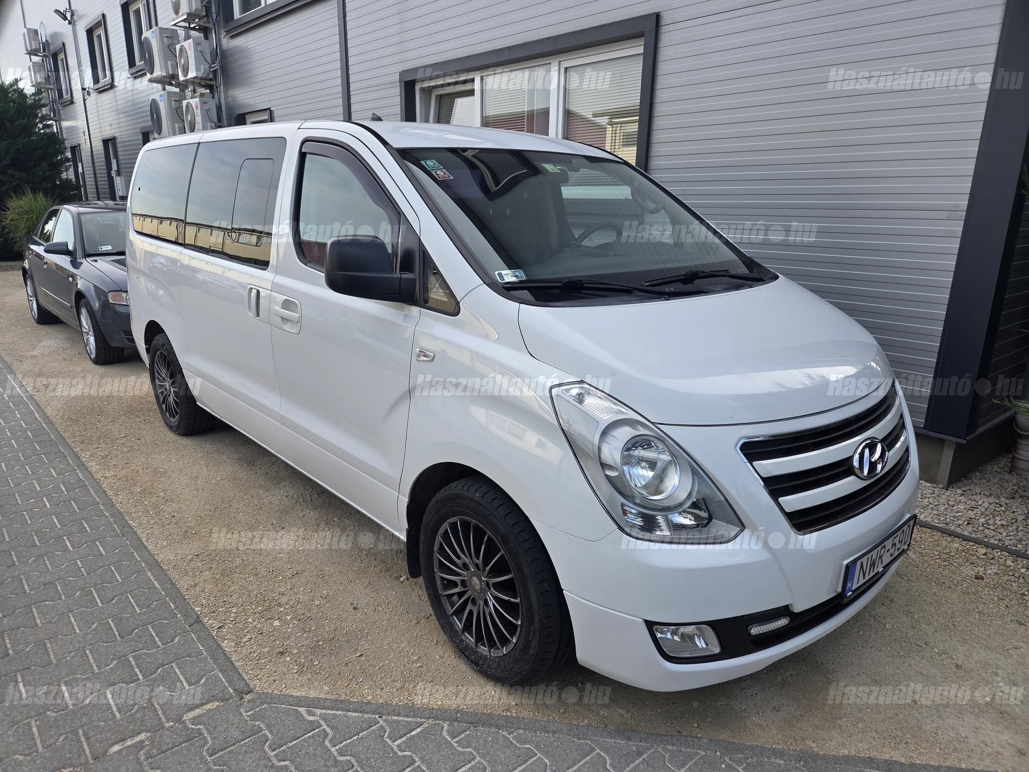 HYUNDAI H-1 2014/2 - 1