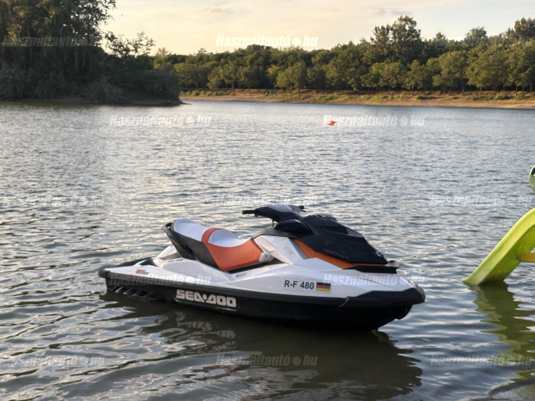 SEA-DOO 2012/5 - 1