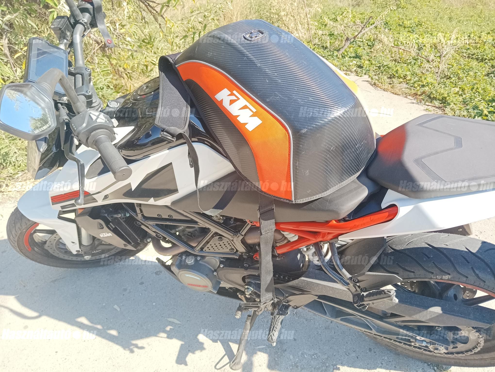 KTM 125 DUKE 2020/10 - 1