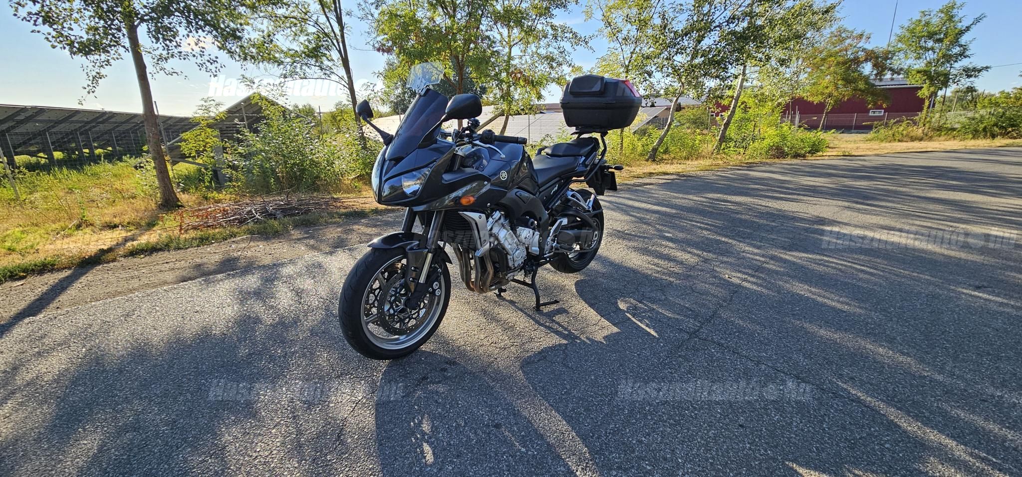 YAMAHA FZ1-S 2008/4 - 1