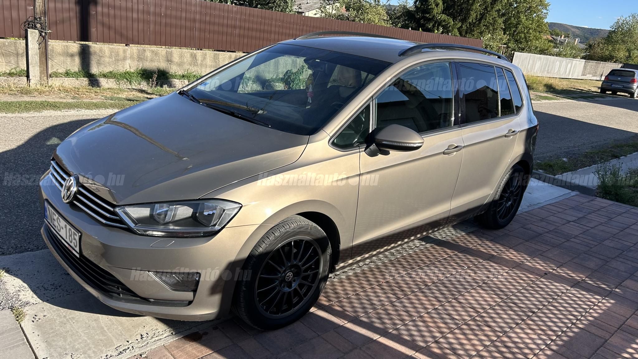 VOLKSWAGEN GOLF SPORTSVAN 2015 - 1