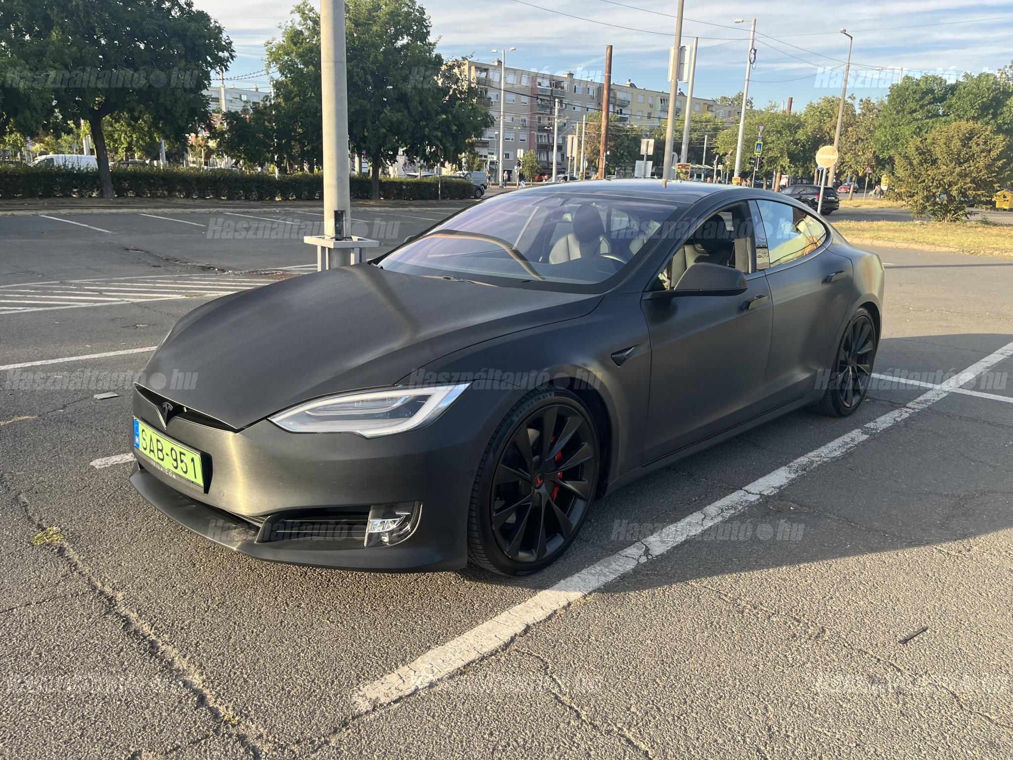 TESLA MODEL S 2020/5 - 1