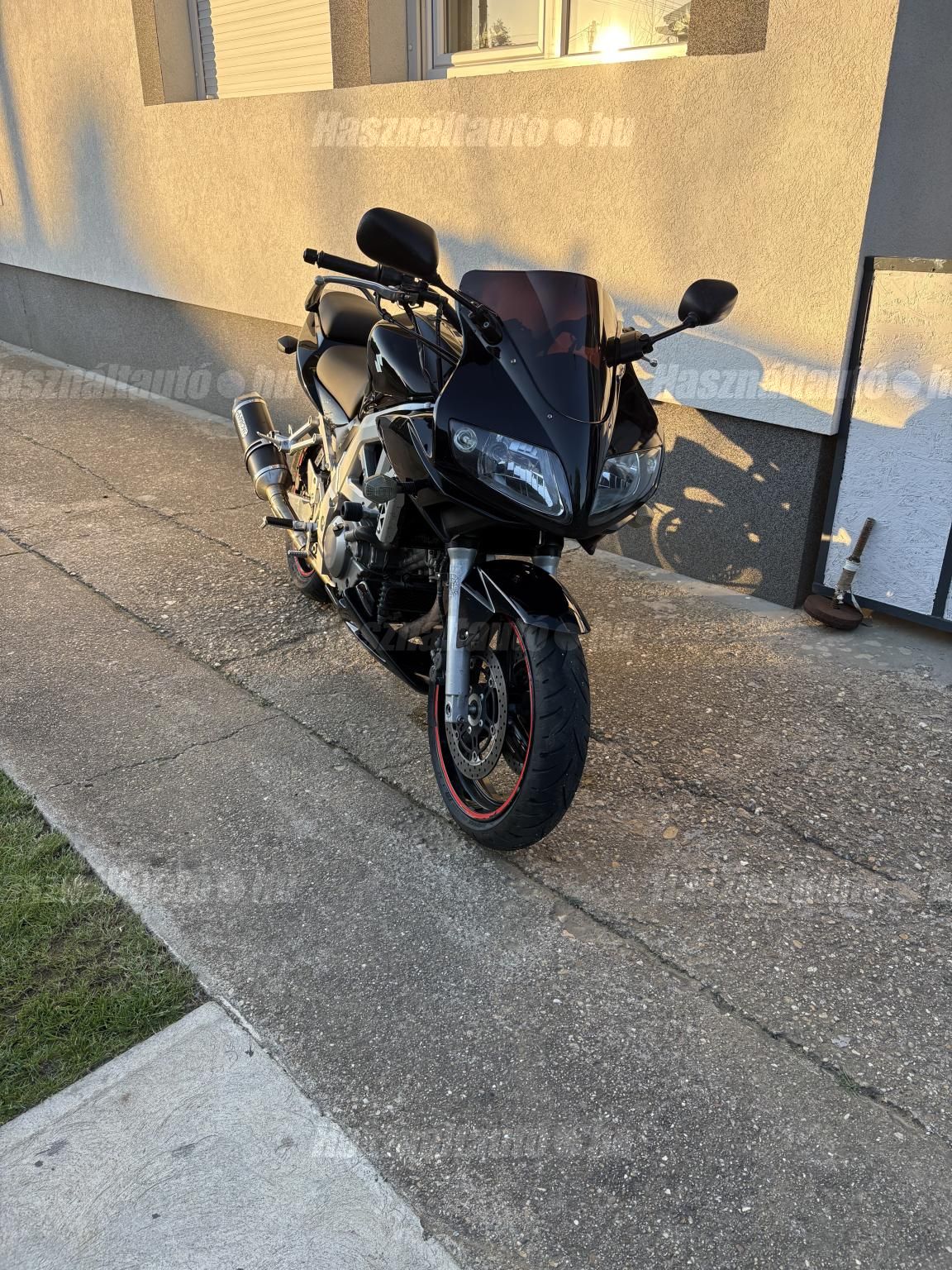 SUZUKI SV 650 S 2004 - 1