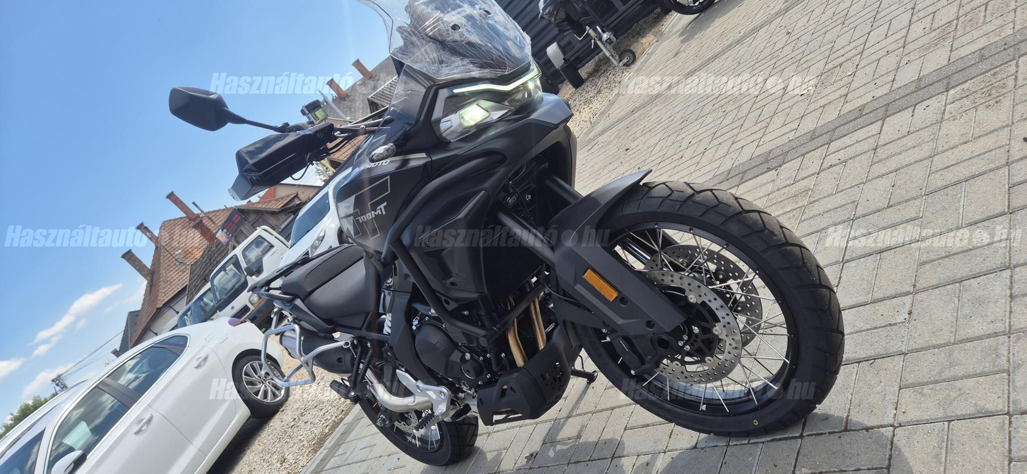 CFMOTO 700 MT 2026/8 - 1