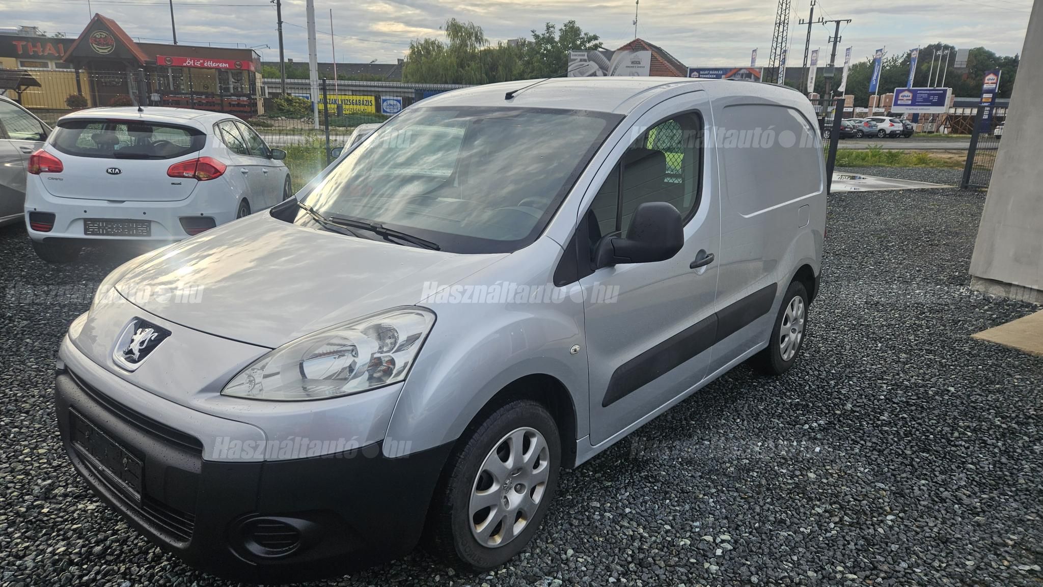 PEUGEOT PARTNER 2010/3 - 1