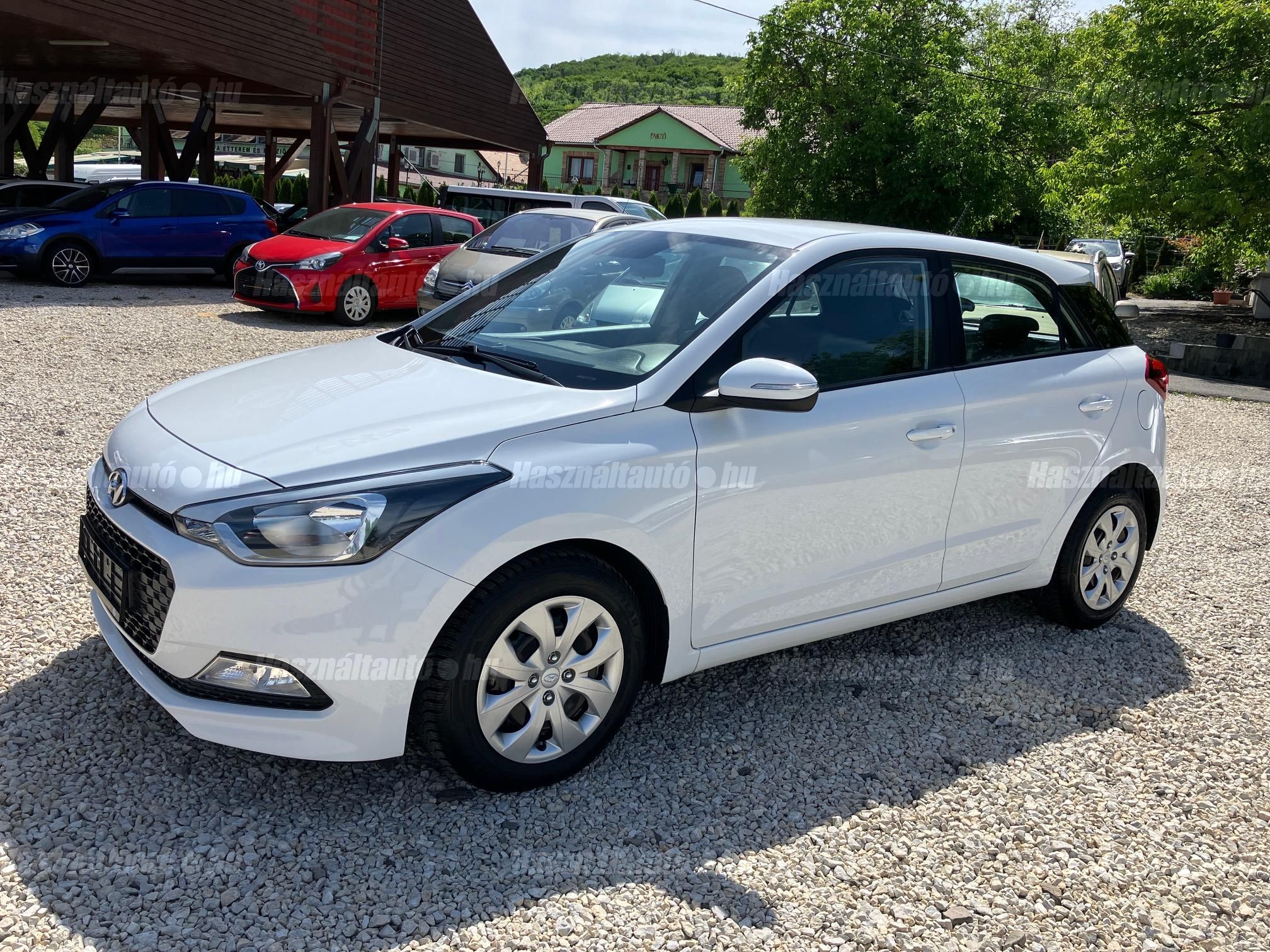 HYUNDAI I20 2015/12 - 1