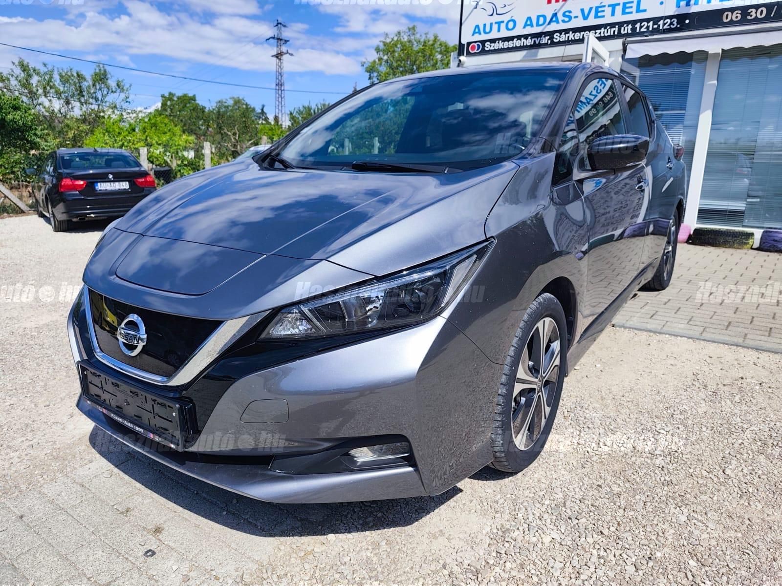 NISSAN LEAF 2021/5 - 1
