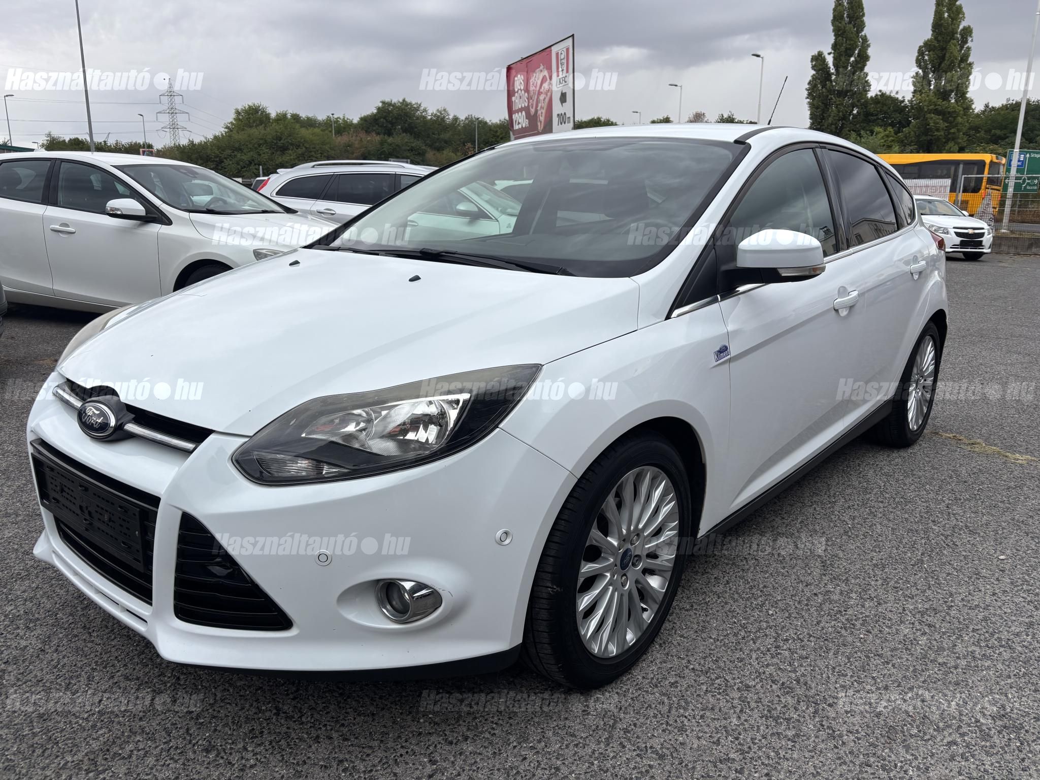 FORD FOCUS 2013/11 - 1