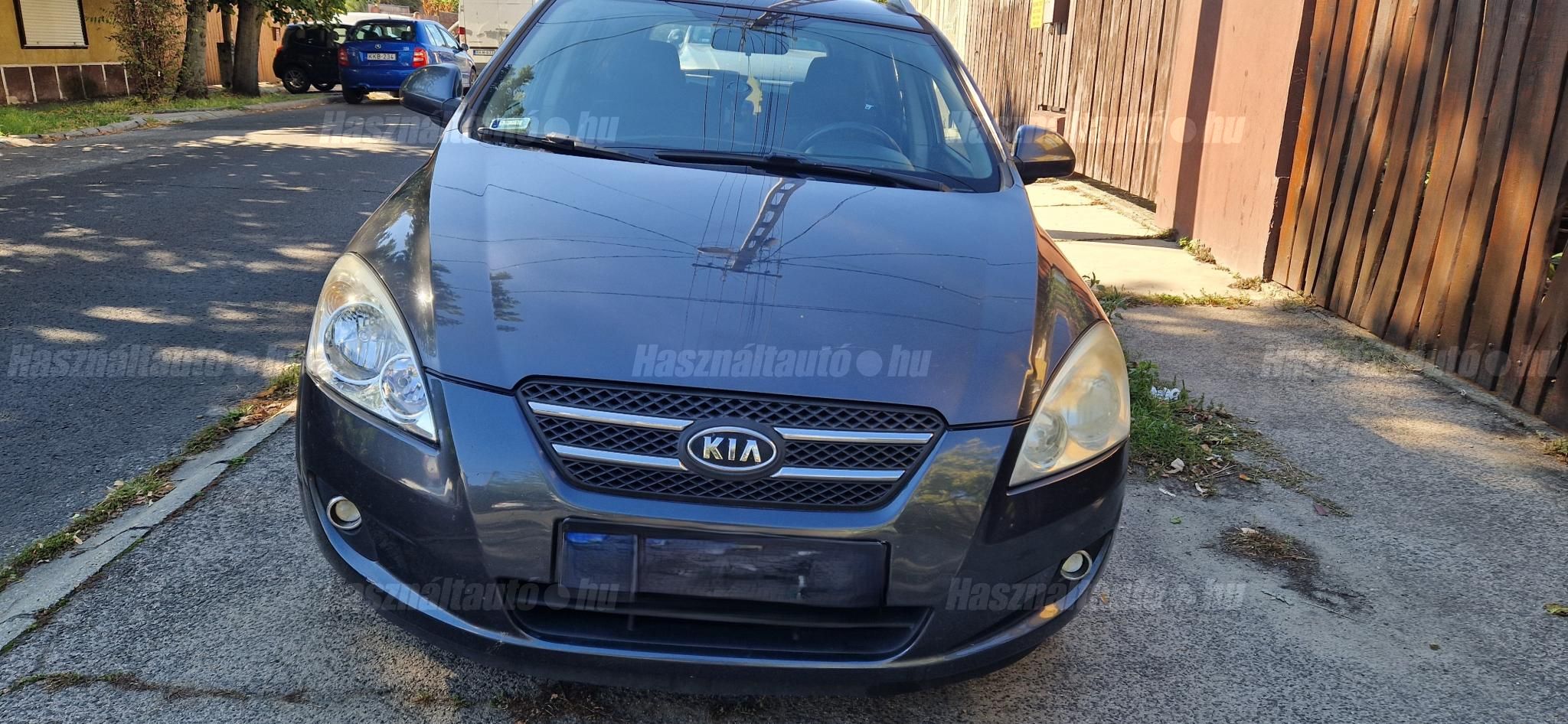 KIA CEE'D 2008/8 - 1