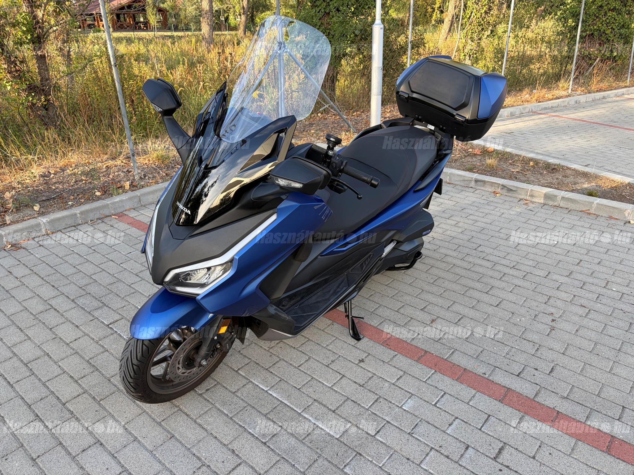 HONDA FORZA 350 2023 - 1