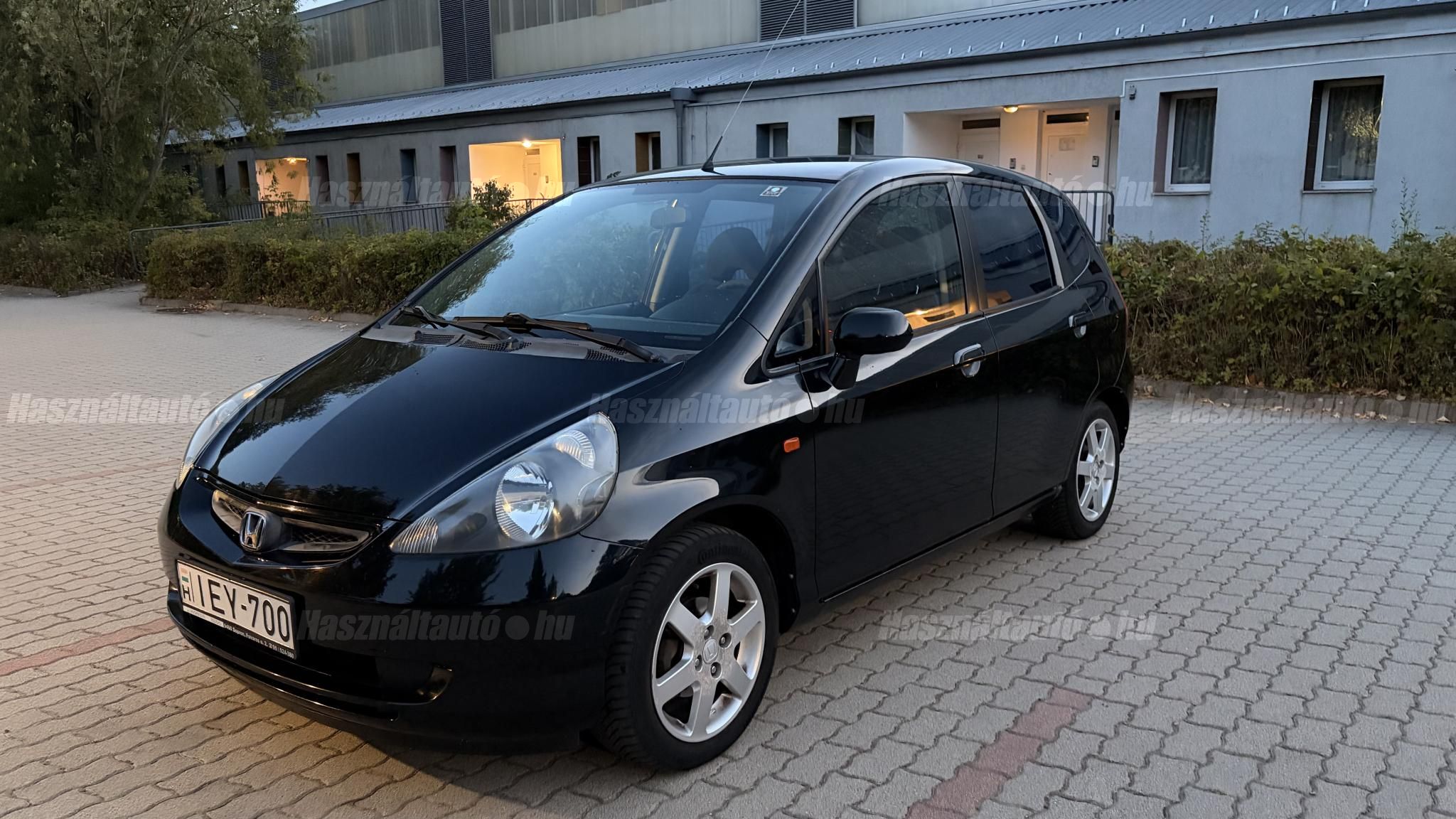 HONDA JAZZ 2002/8 - 1