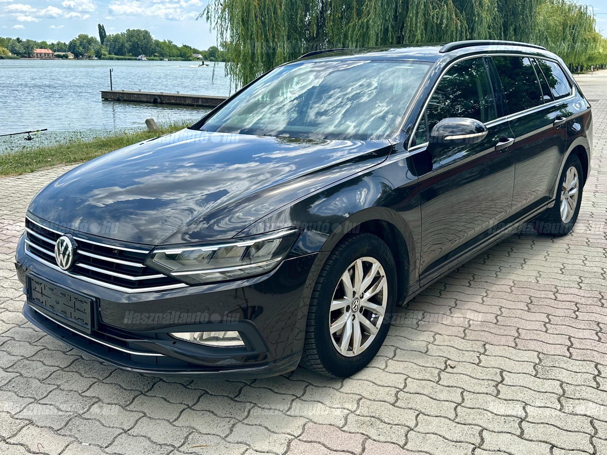 VOLKSWAGEN PASSAT 2019/9 - 1