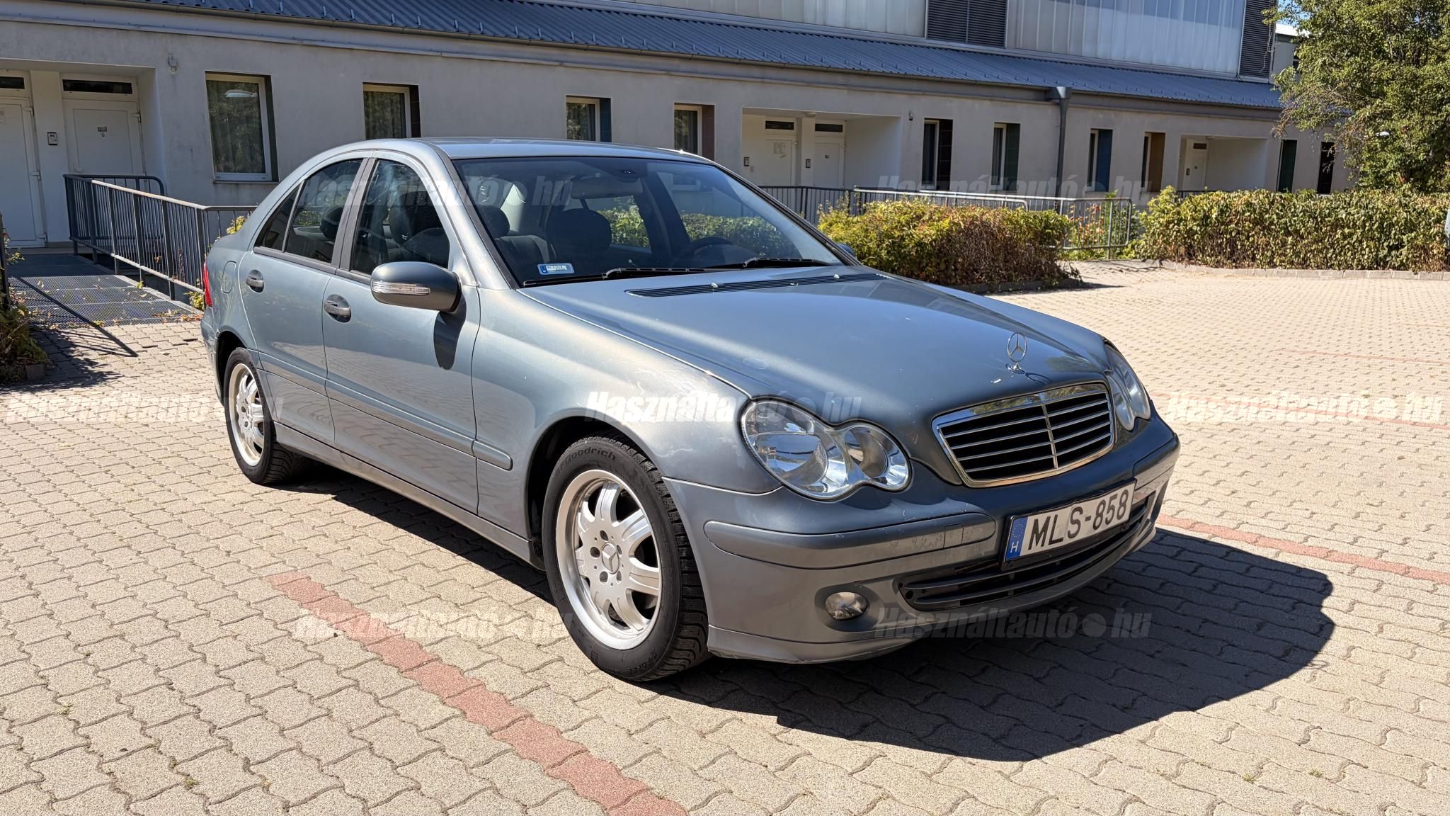MERCEDES-BENZ C 220 2005/10 - 1