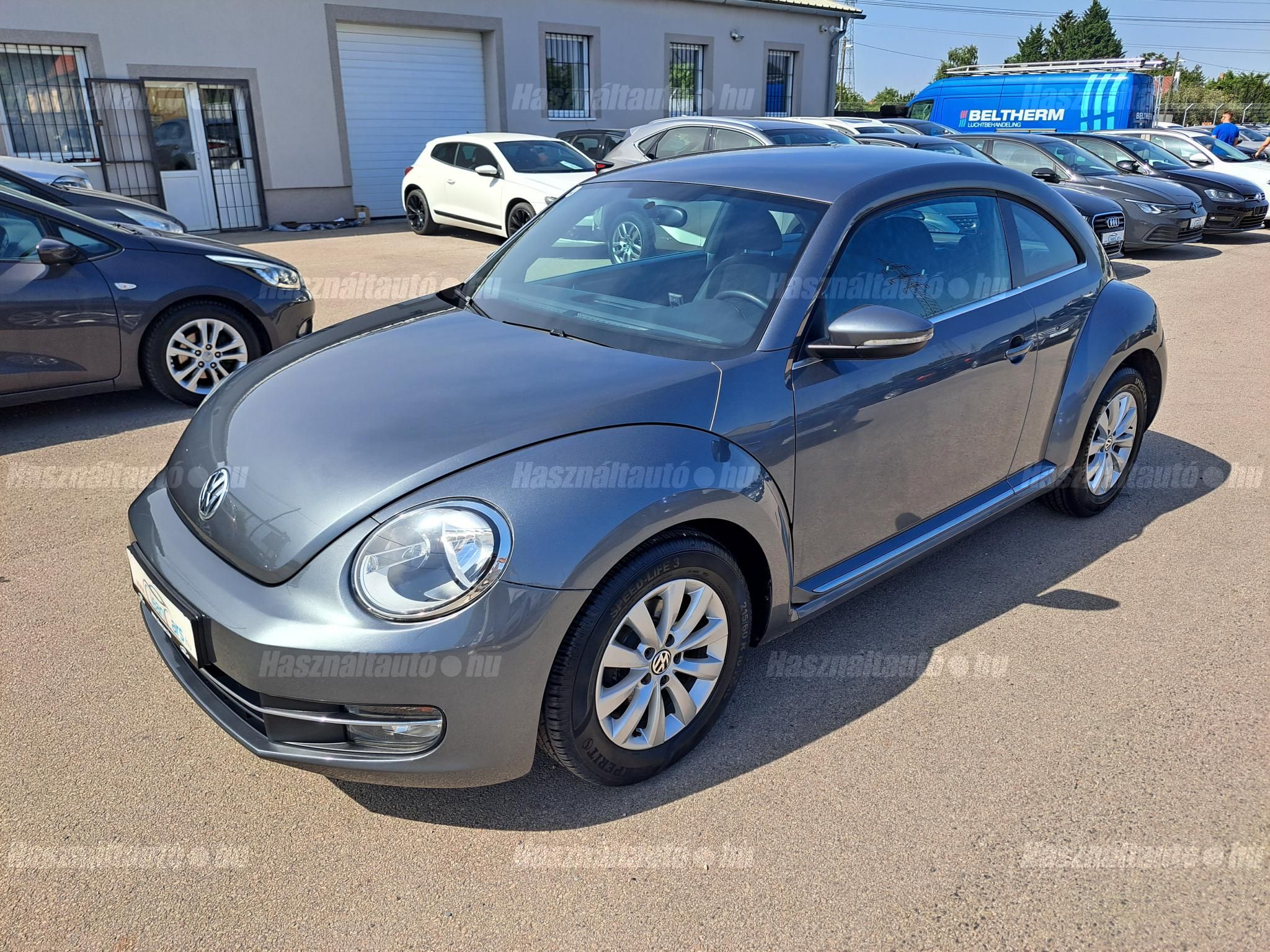 VOLKSWAGEN BEETLE 2012/9 - 1