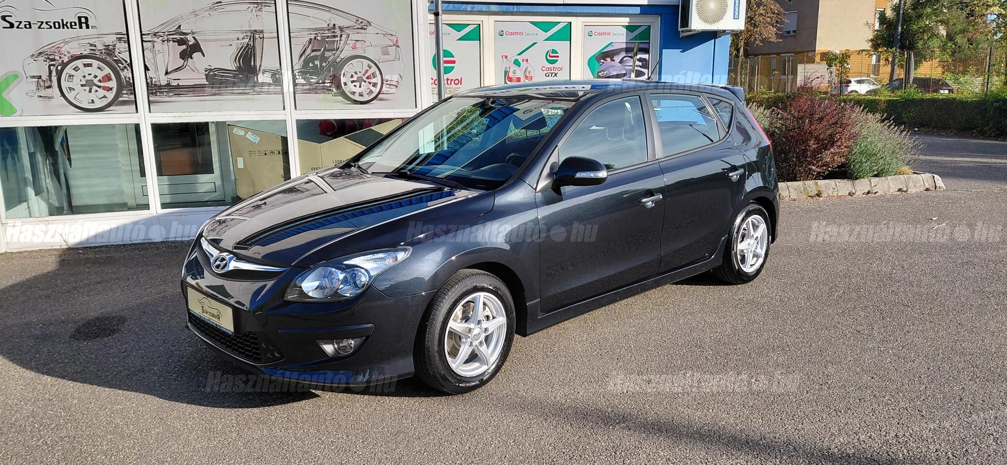 HYUNDAI I30 2011/4 - 1