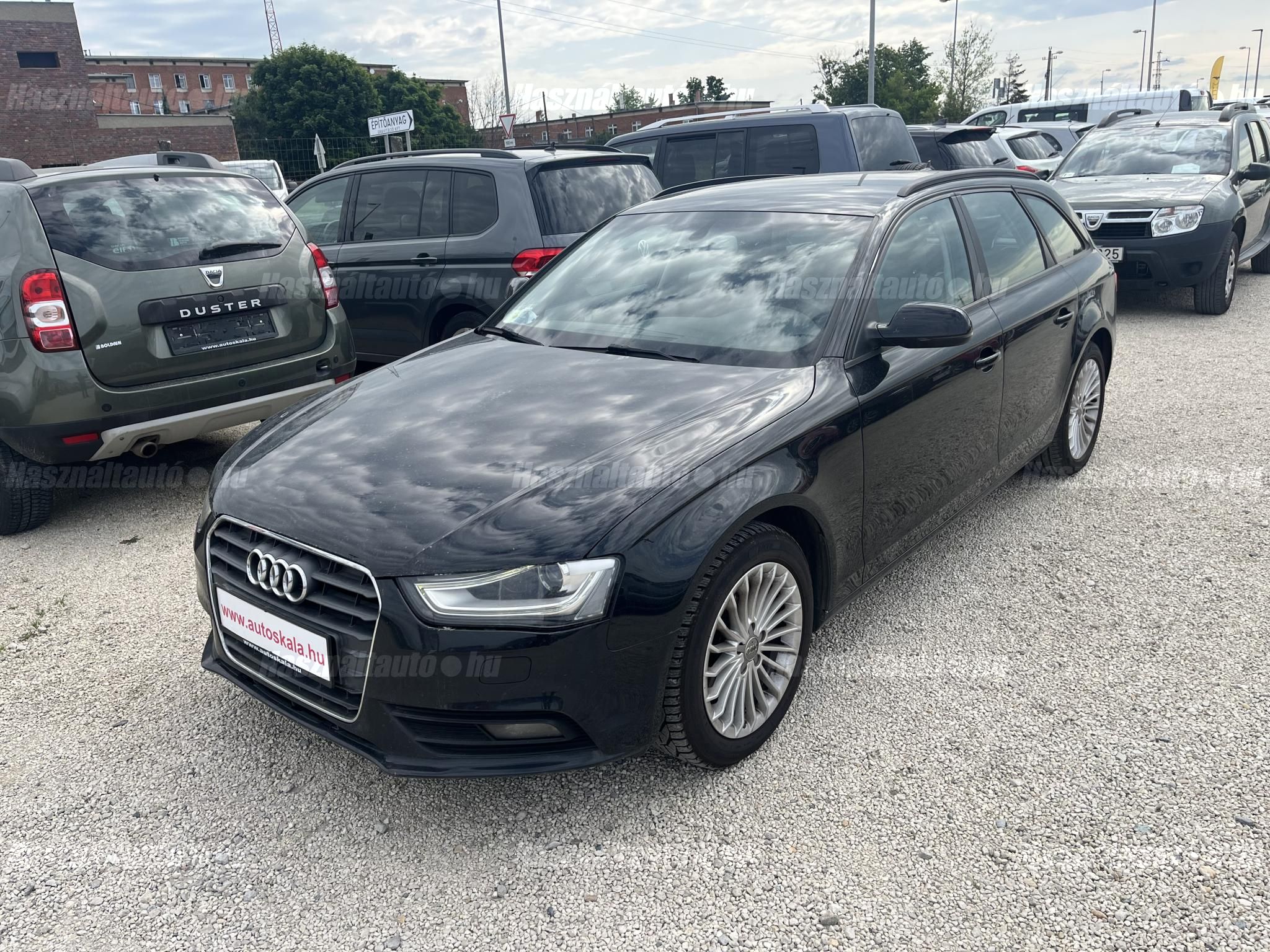 AUDI A4 2013/4 - 1