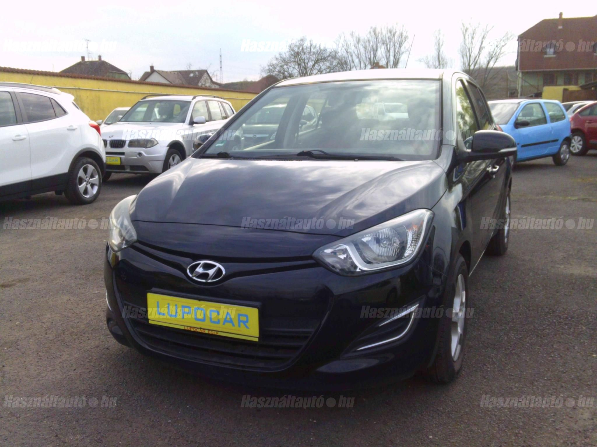 HYUNDAI I20 2013/3 - 1