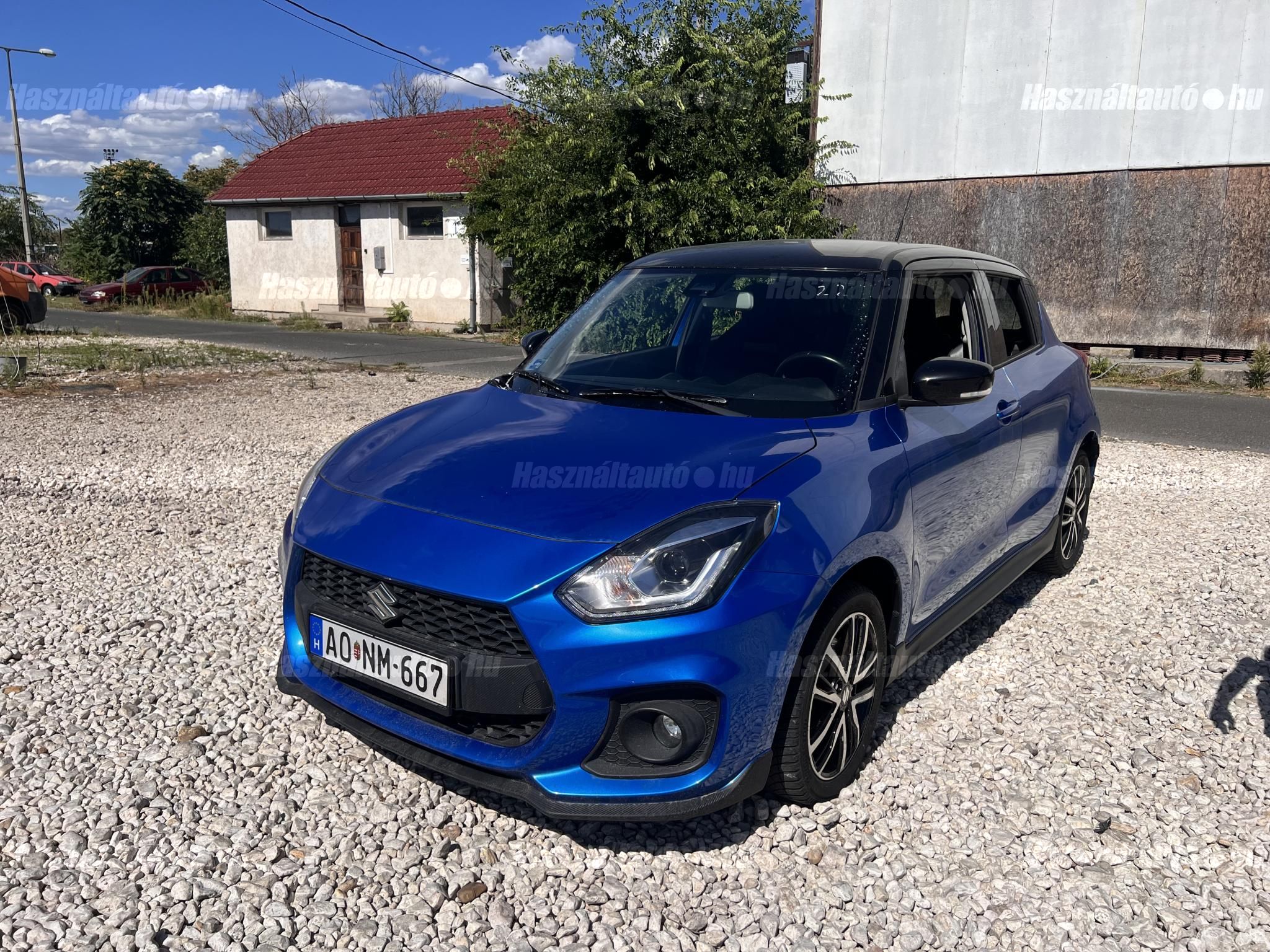SUZUKI SWIFT 2021/3 - 1
