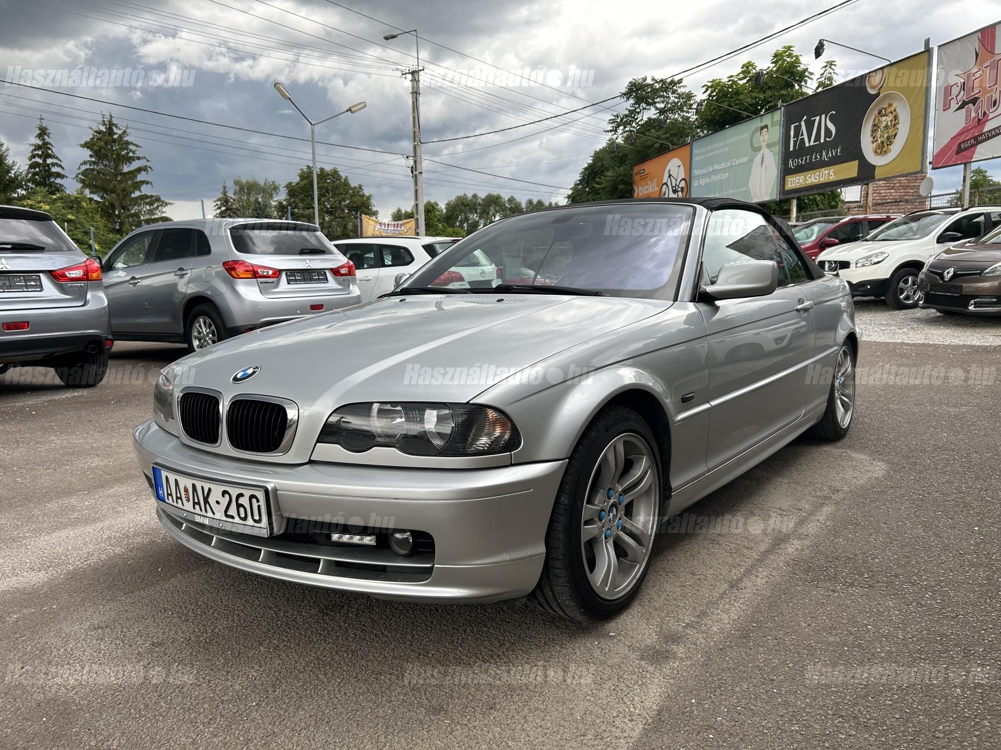 BMW 318 2002/6 - 1