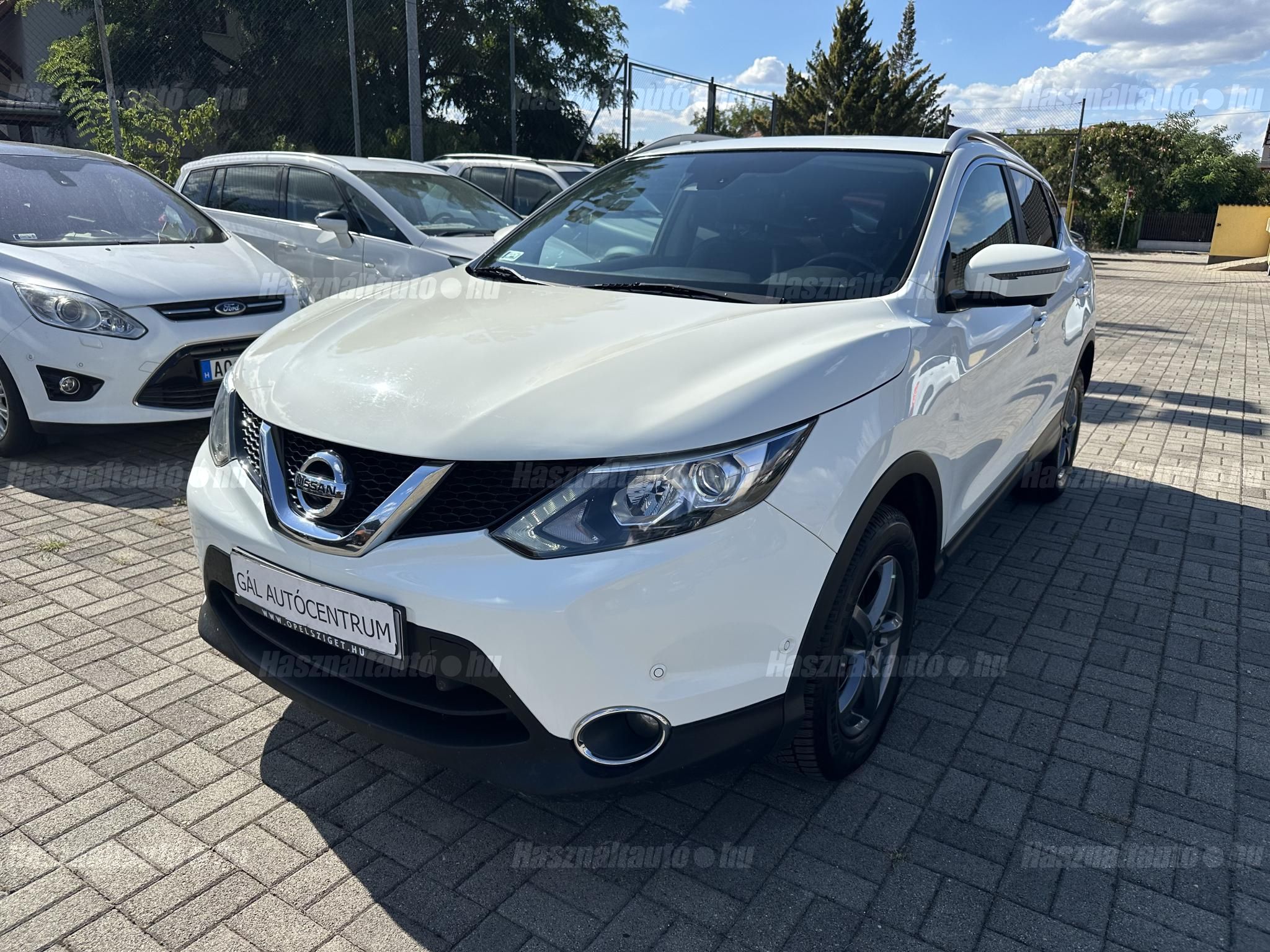 NISSAN QASHQAI 2016/7 - 1