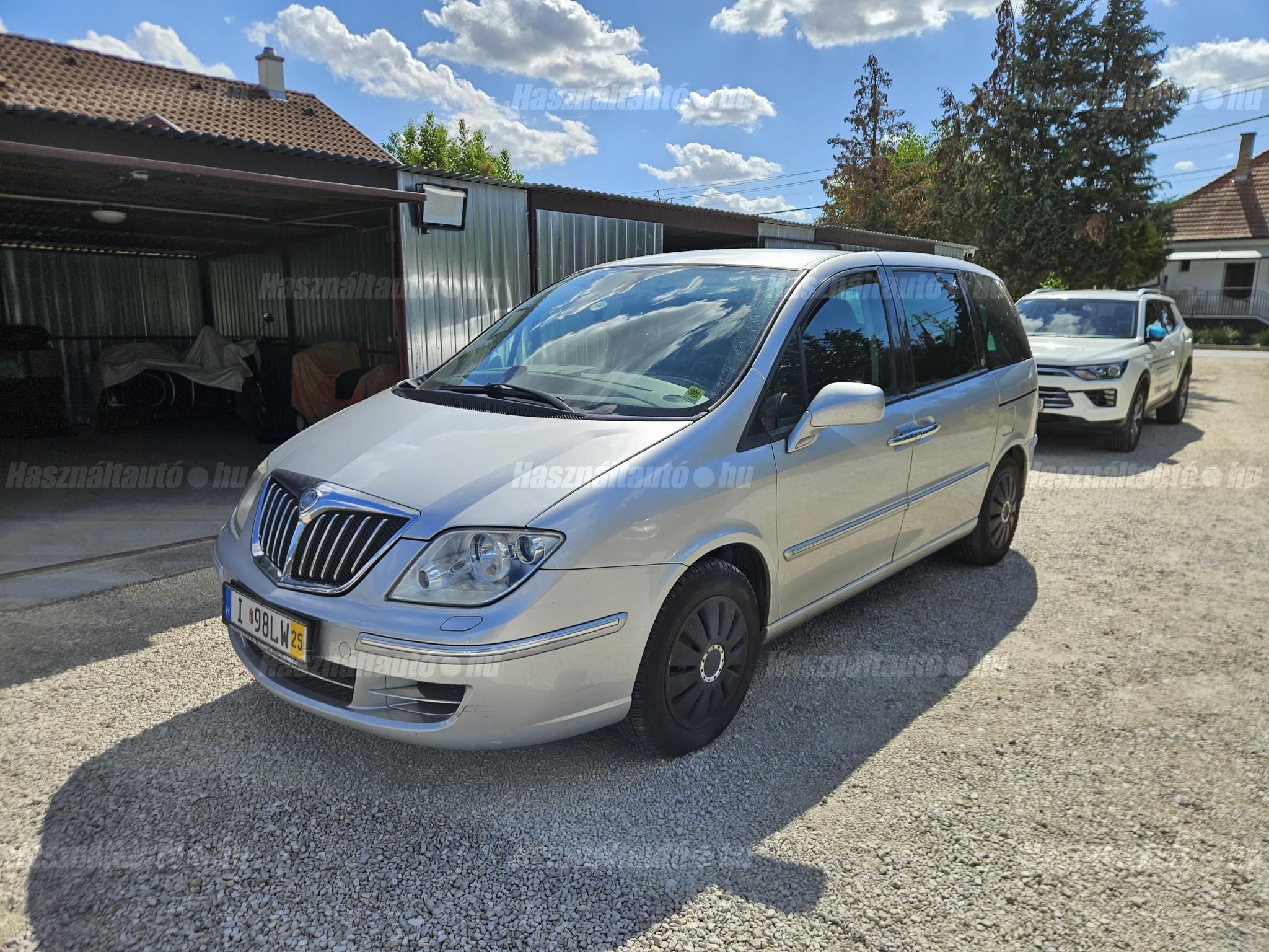 LANCIA PHEDRA 2009/10 - 1