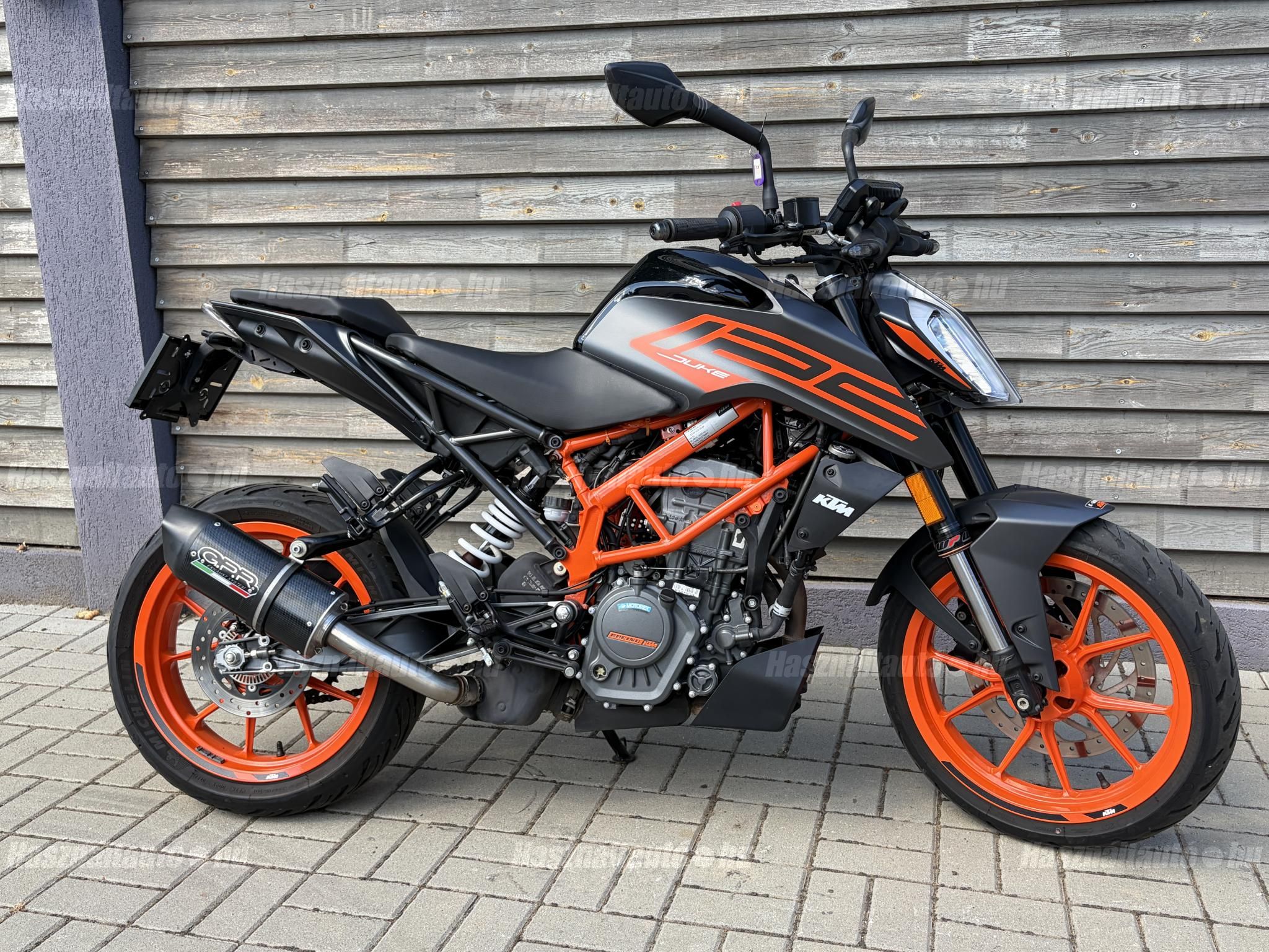 KTM 125 DUKE 2023/5 - 1
