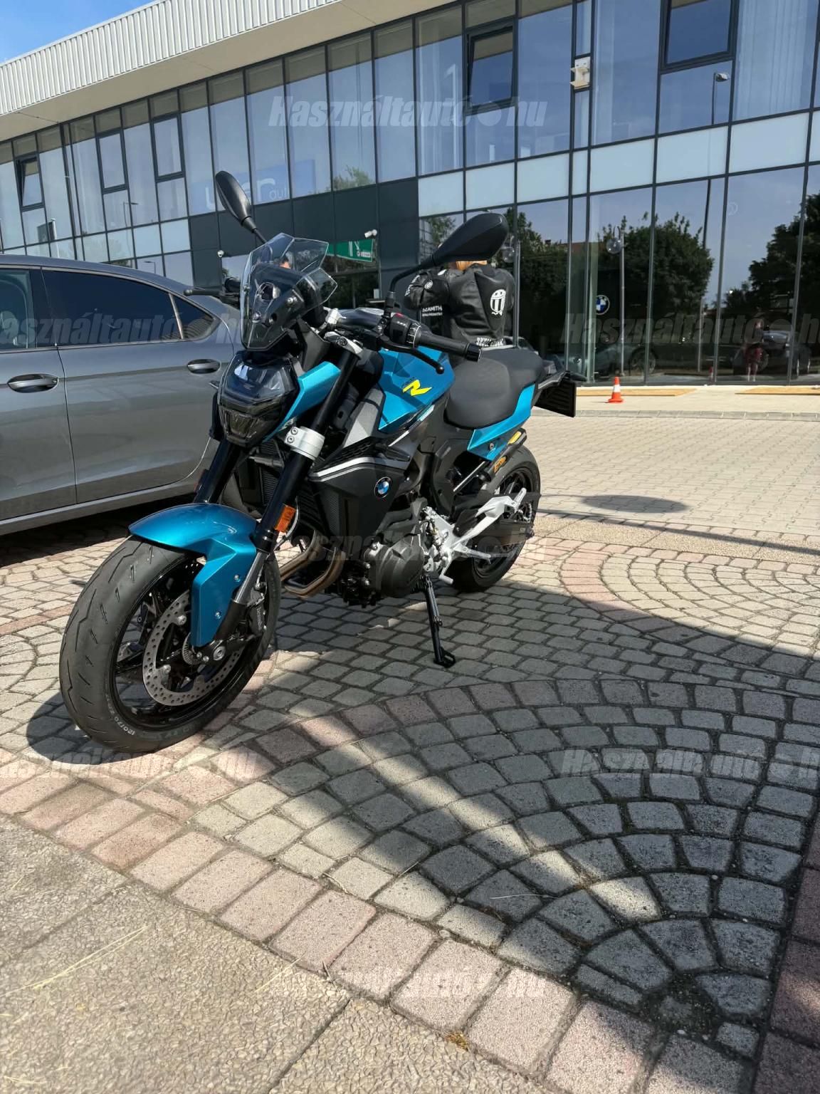 BMW F 900 R 2026/4 - 1