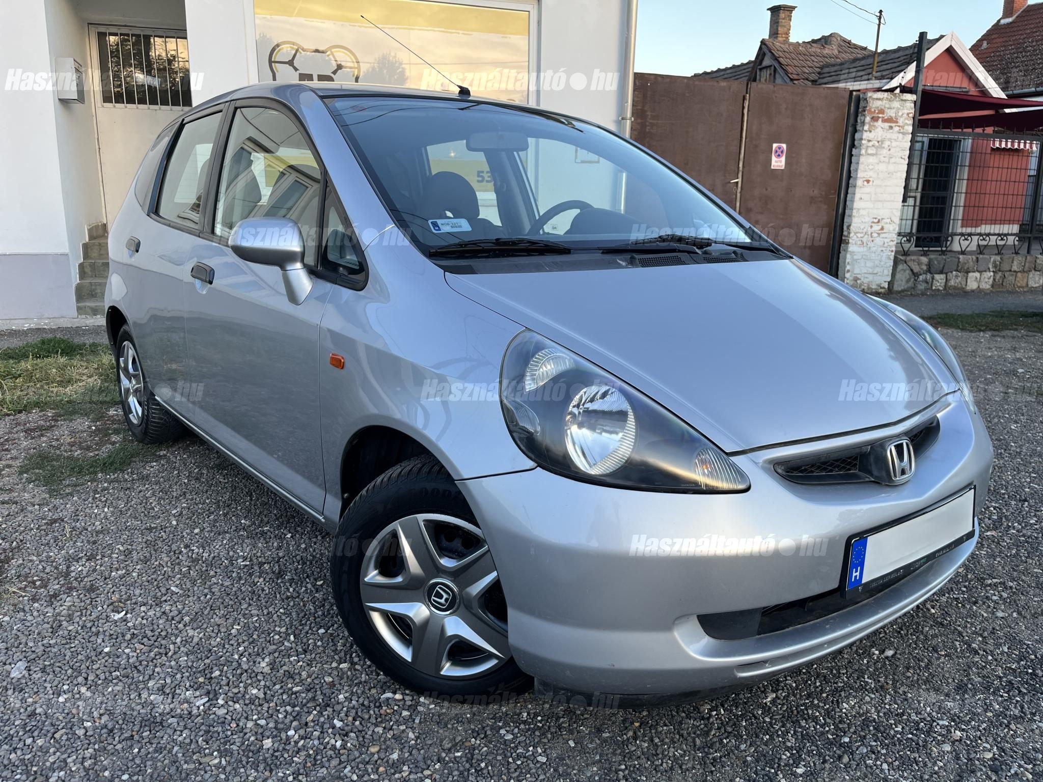 HONDA JAZZ 2002/5 - 1