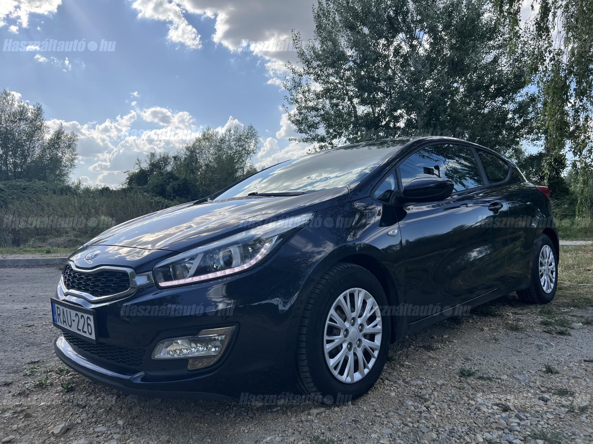 KIA PRO CEE'D 2014/5 - 1
