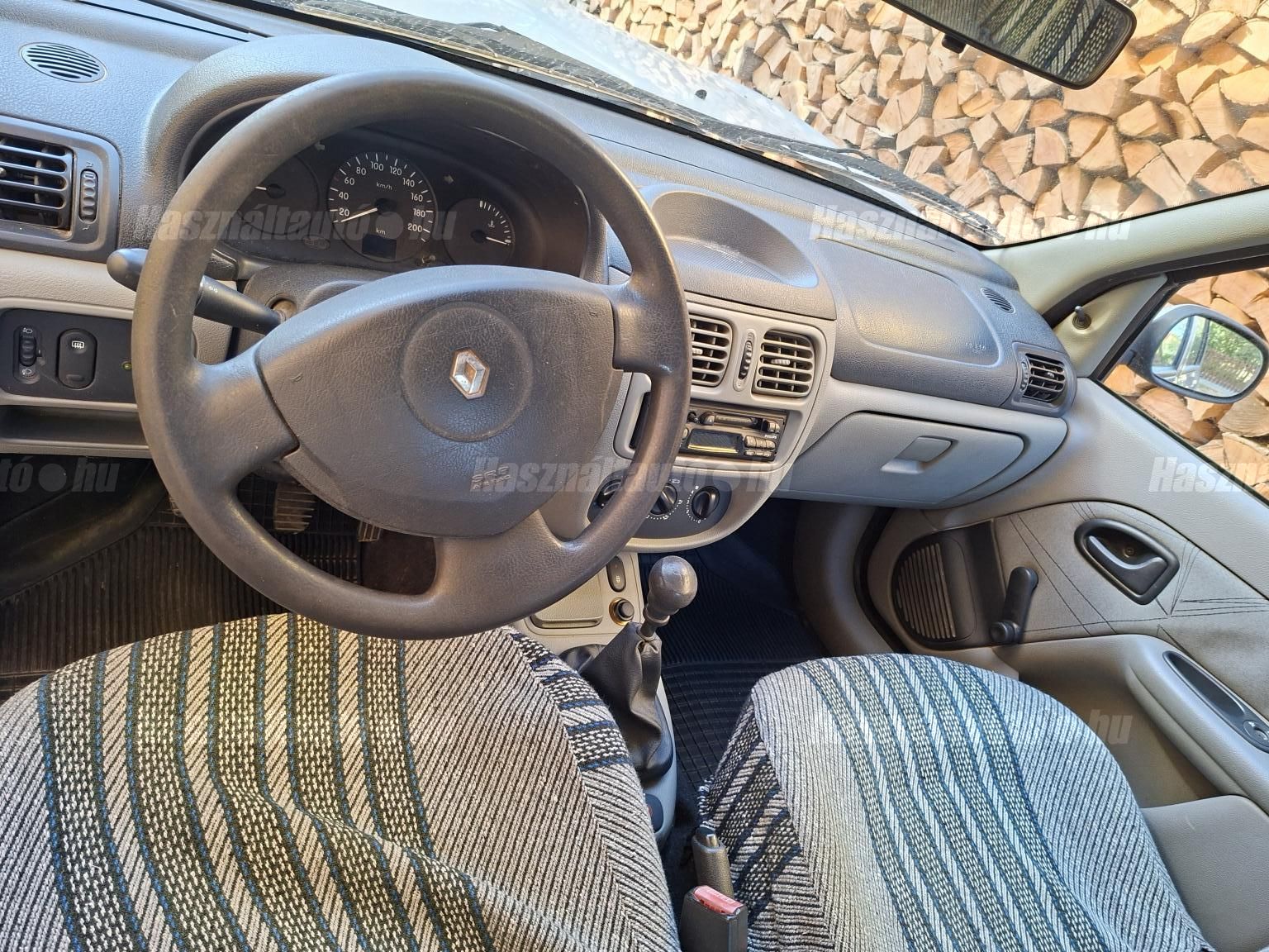 RENAULT THALIA 2002/10 - 1