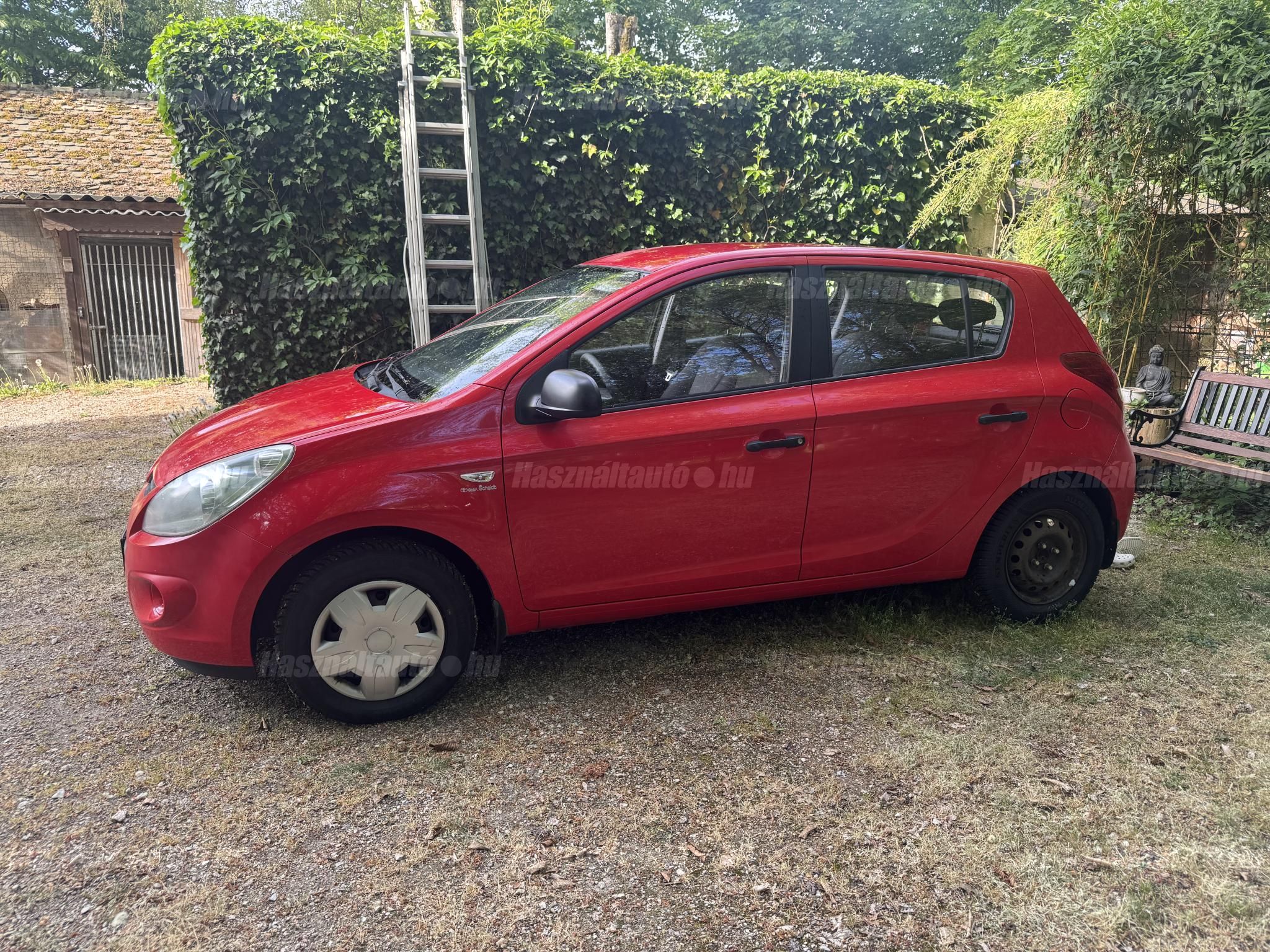 HYUNDAI I20 2009/8 - 1