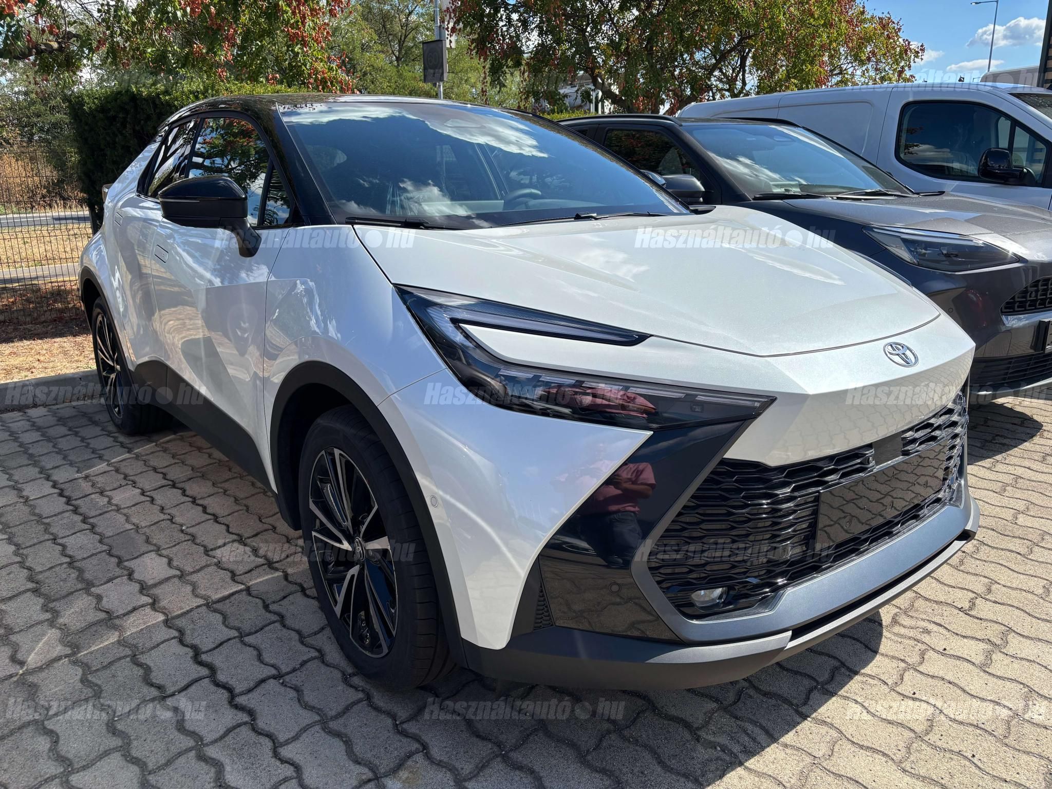 TOYOTA C-HR 2026 - 1