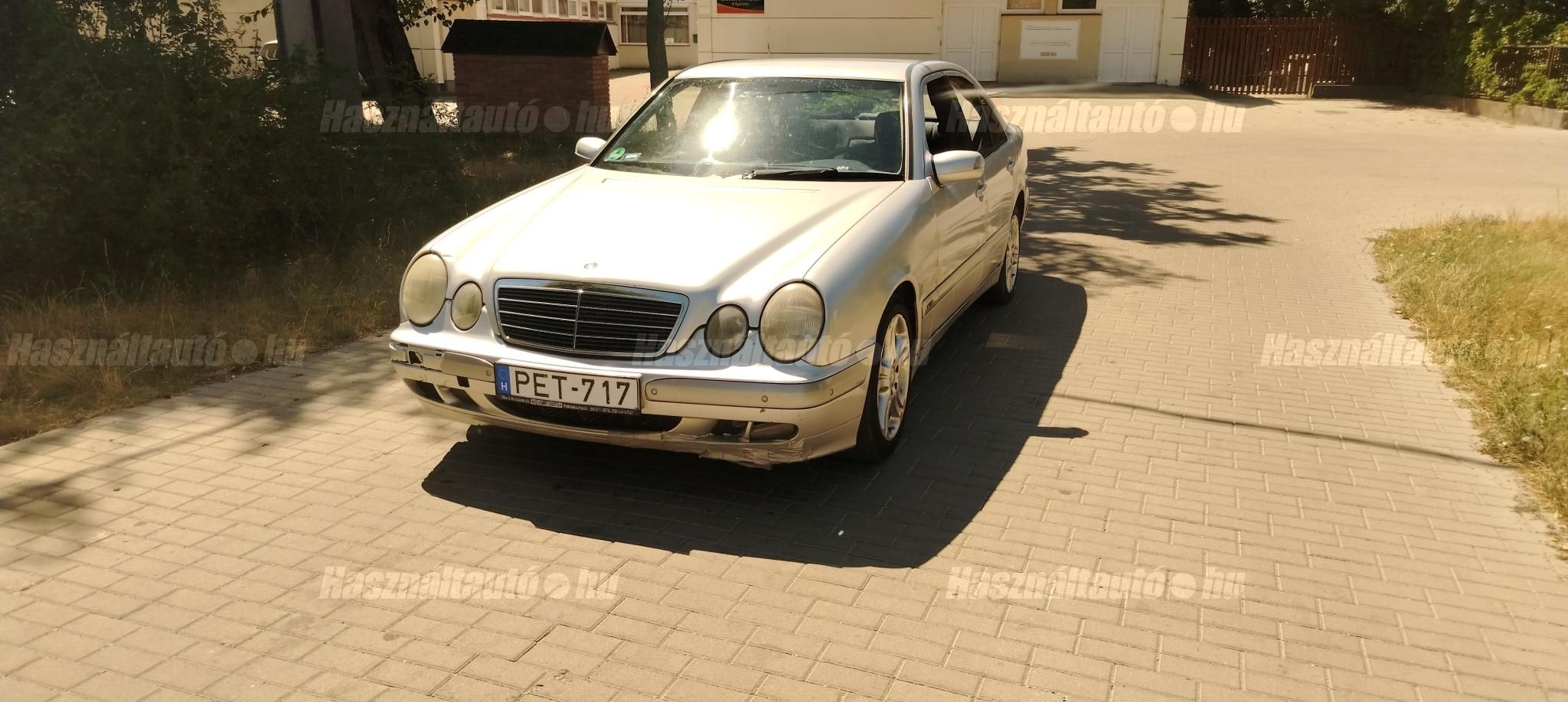 MERCEDES-BENZ E 240 1999/8 - 1
