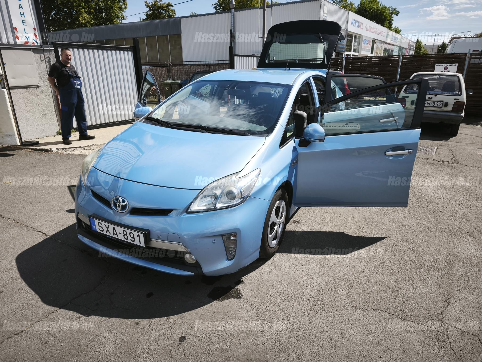 TOYOTA PRIUS PLUG-IN 2012/12 - 1