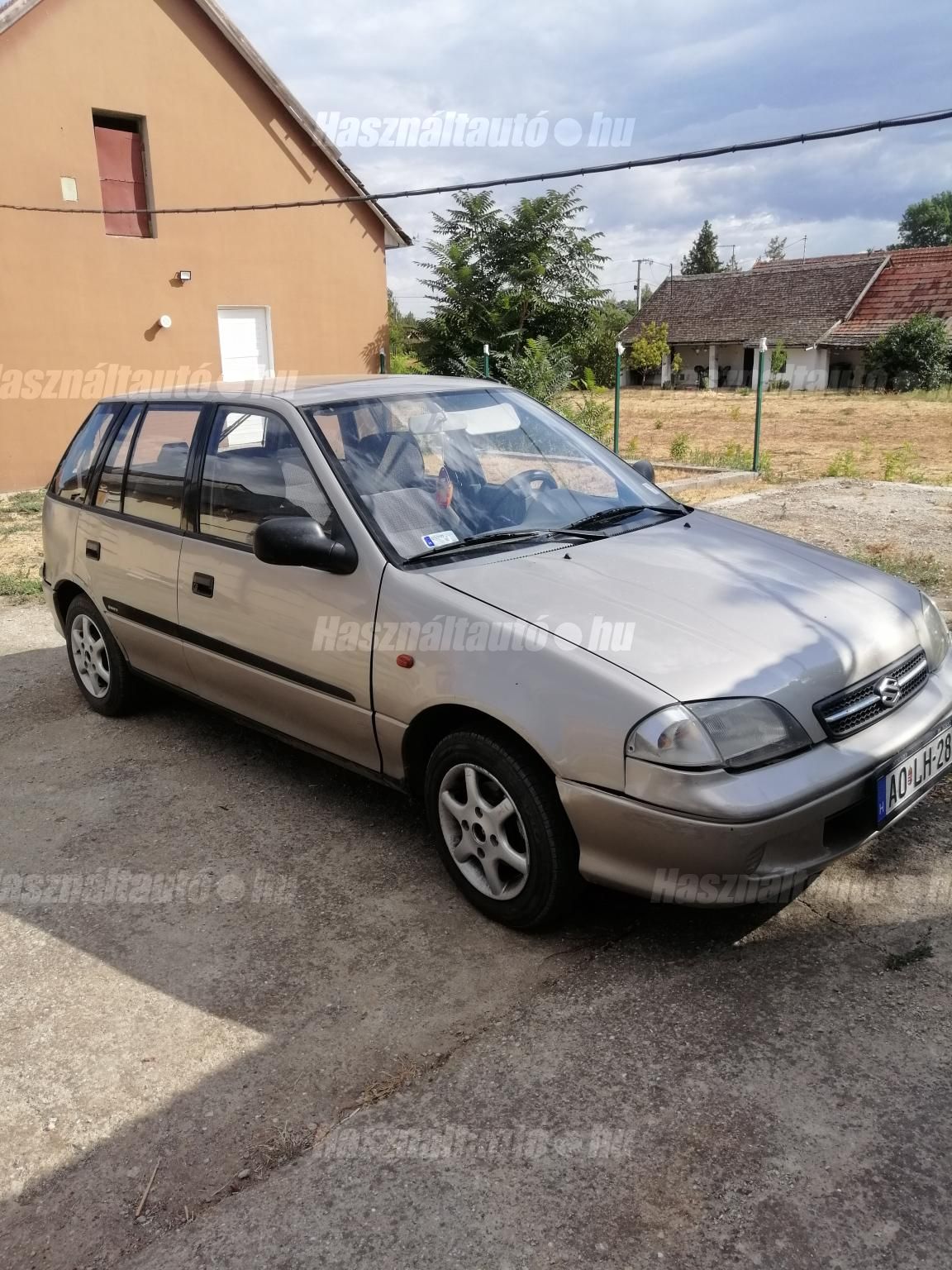 SUZUKI SWIFT 2001/5 - 1
