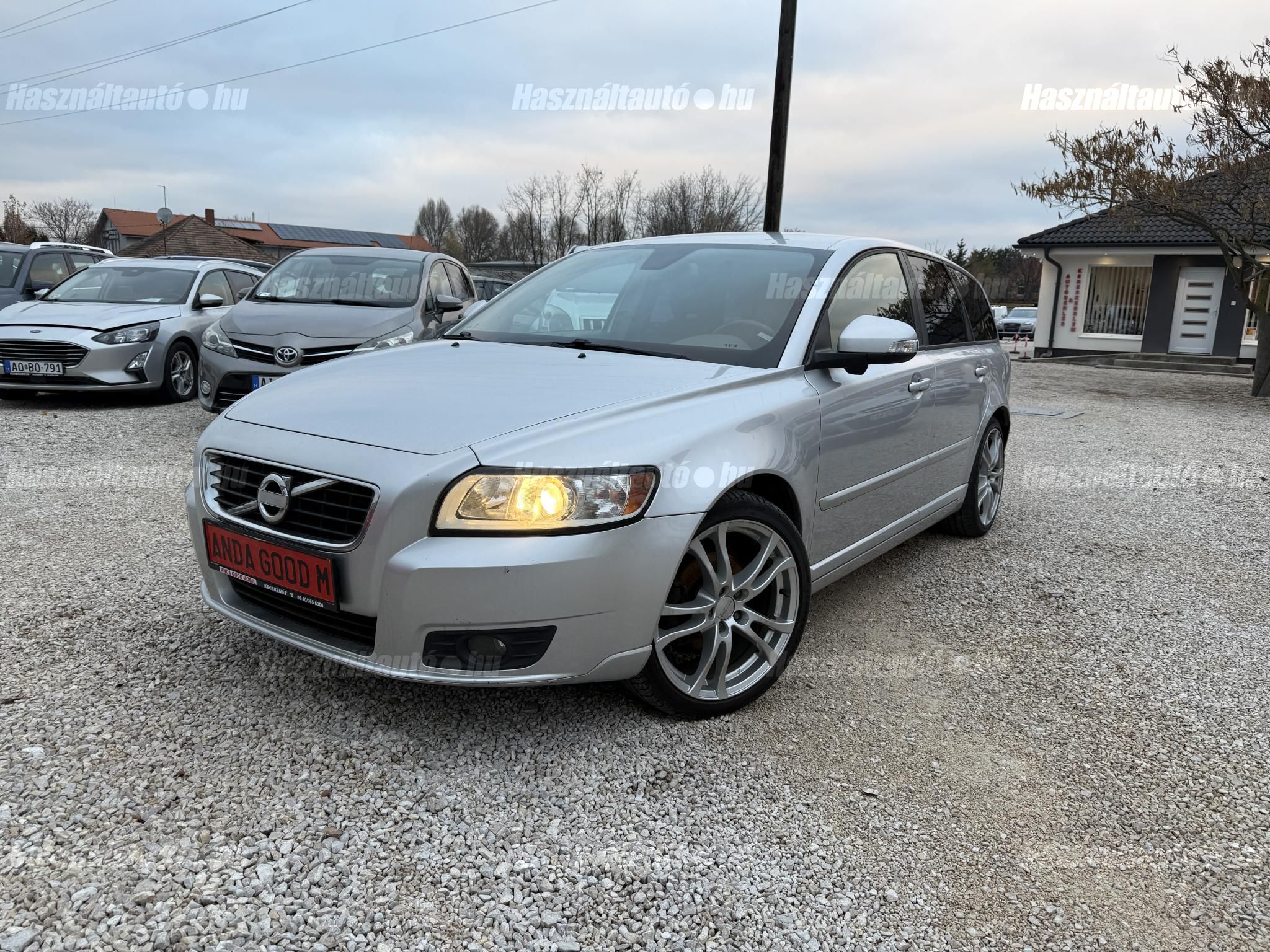 VOLVO V50 2011/3 - 1