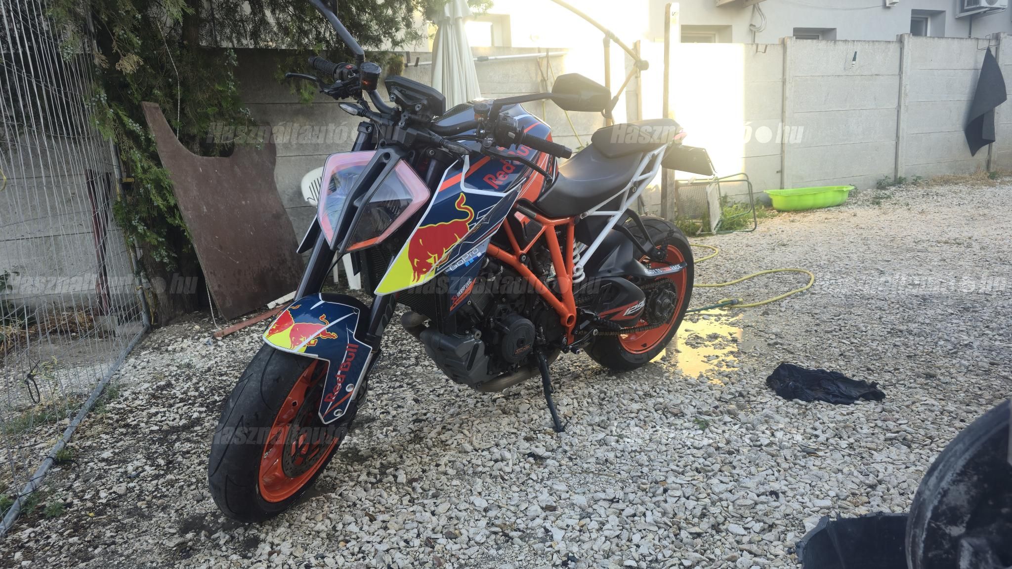 KTM 1290 SUPER DUKE R 2018/3 - 1