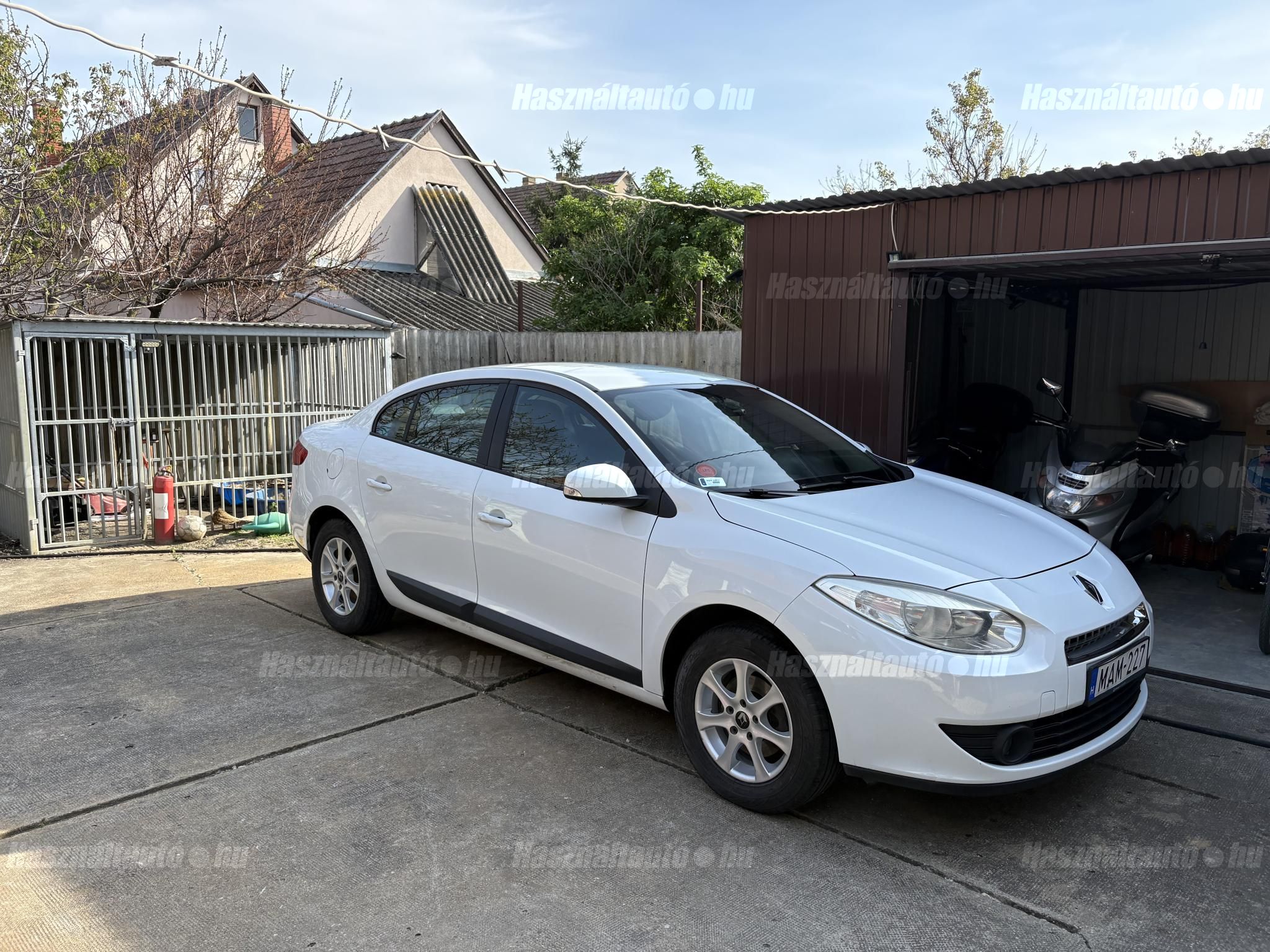 RENAULT FLUENCE 2011 - 1