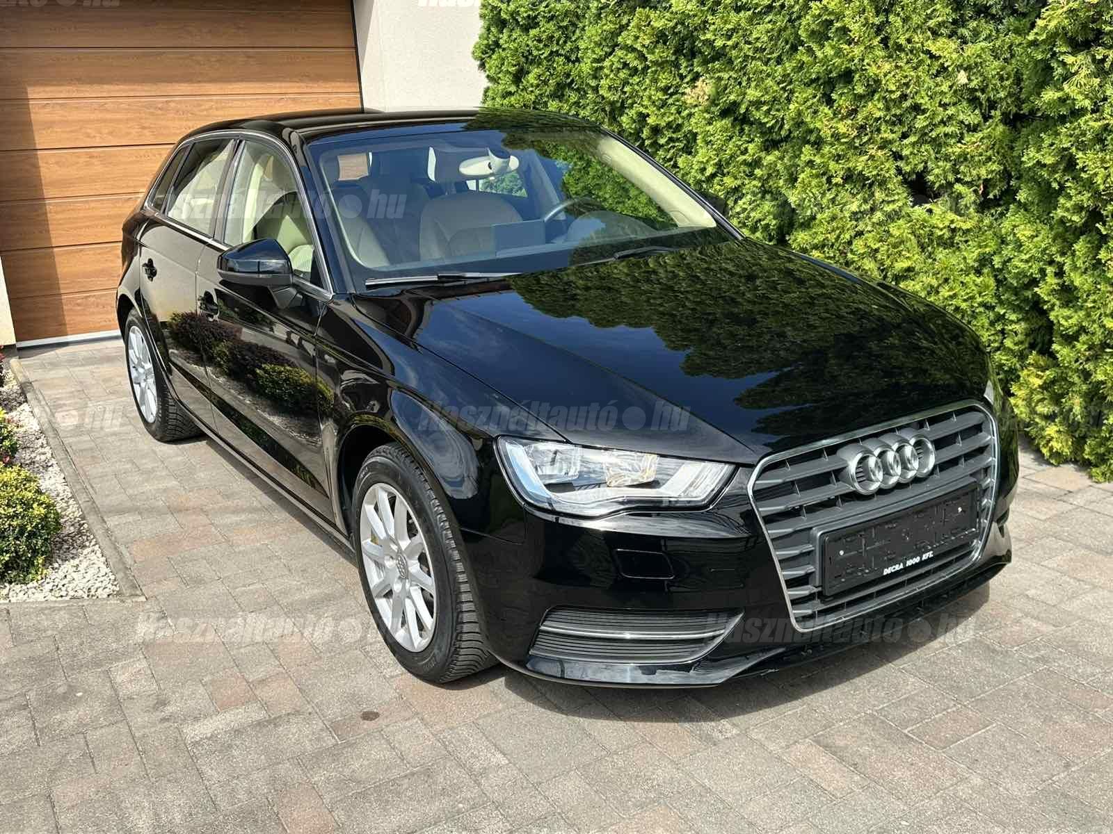 AUDI A3 2014/6 - 1