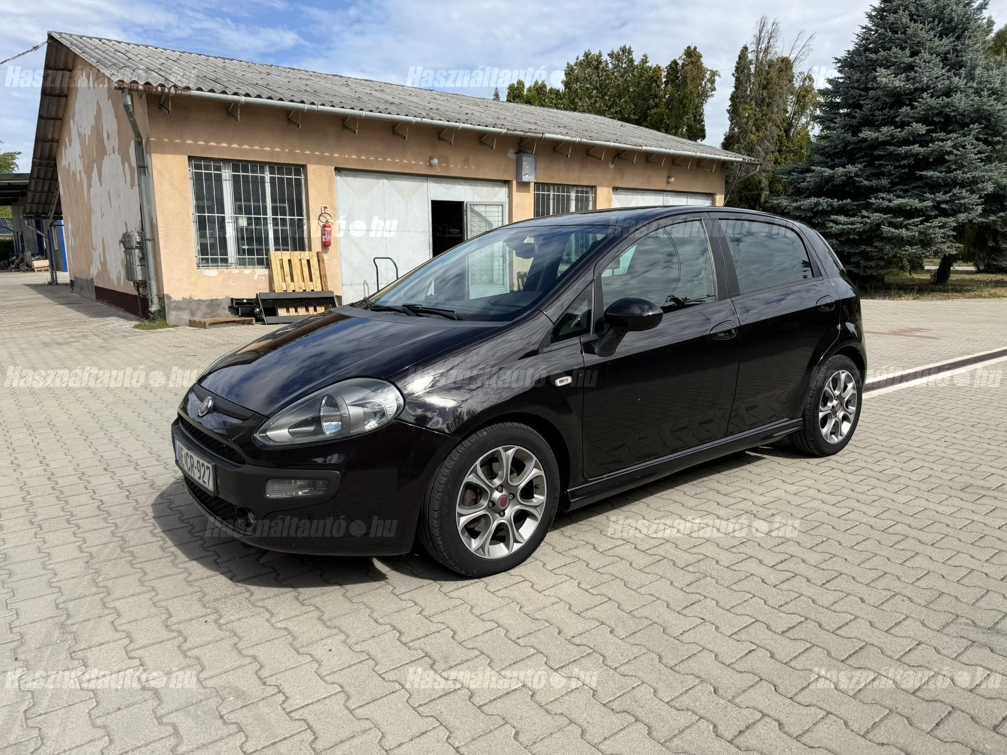 FIAT PUNTO 2010/3 - 1